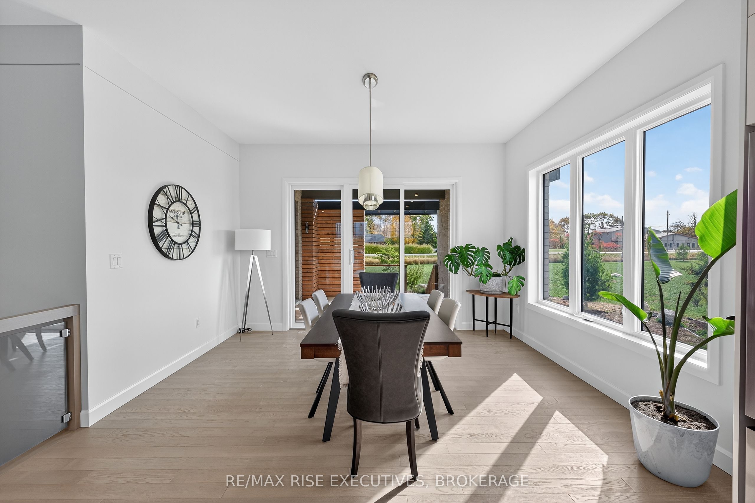 158 Summerside Drive Property Photo 19