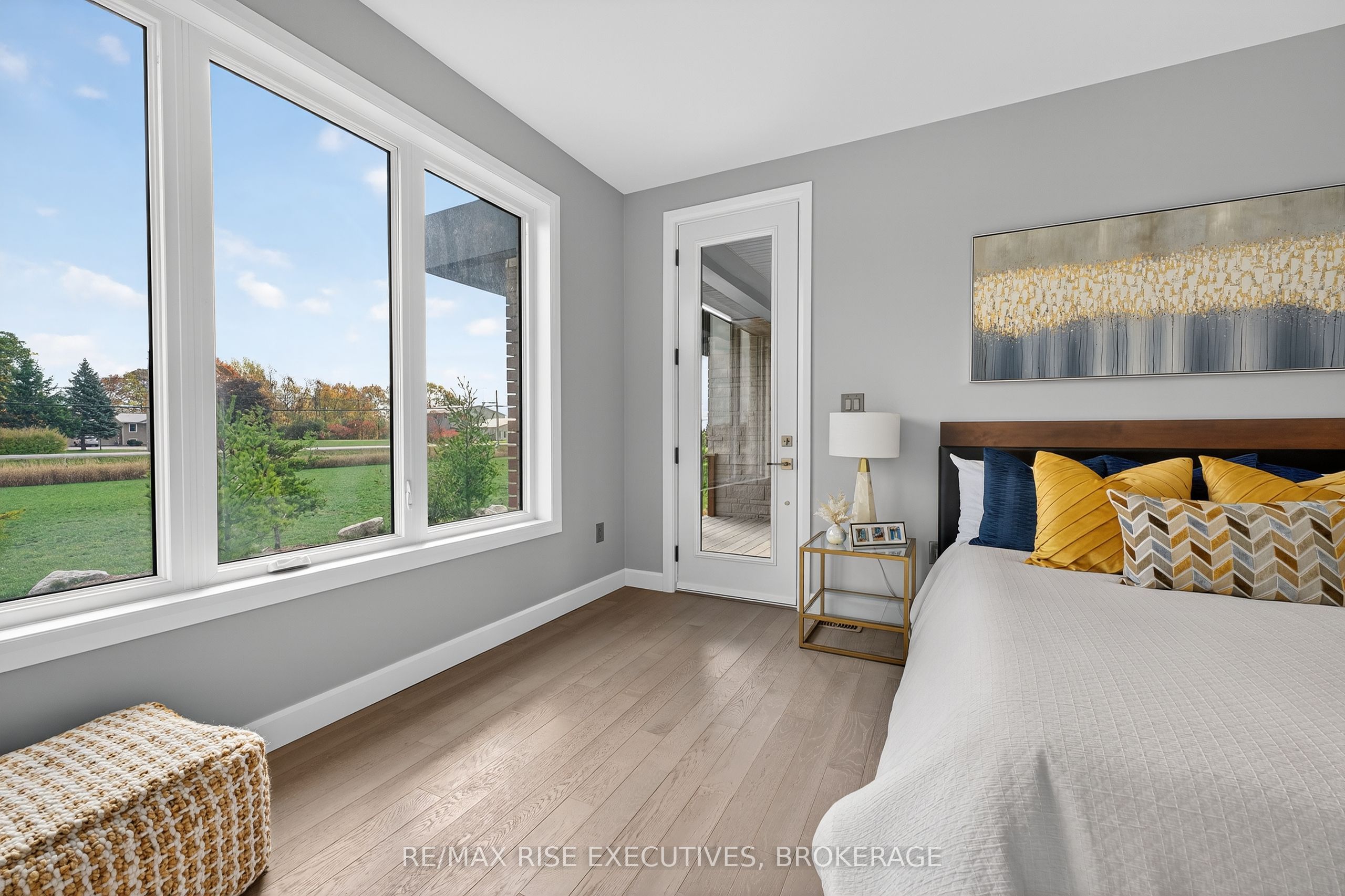 158 Summerside Drive Property Photo 30