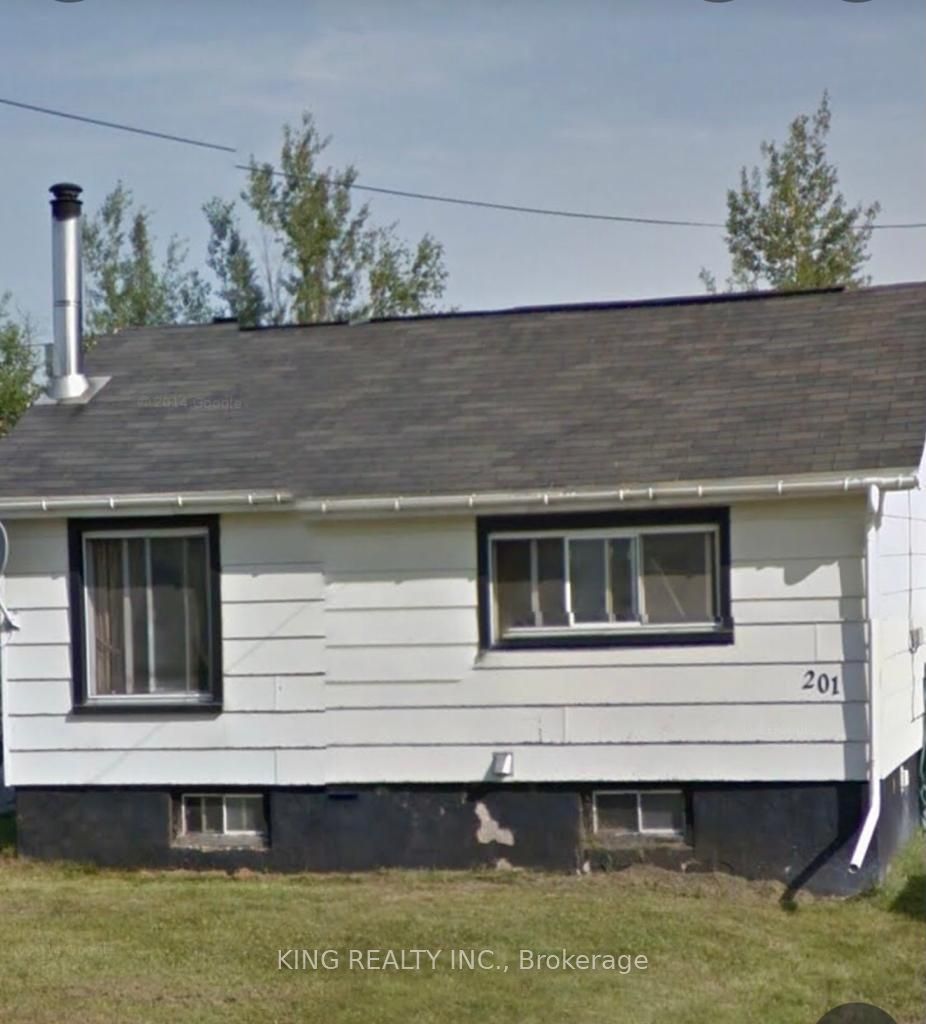 201 Third Avenue Property Photo 2