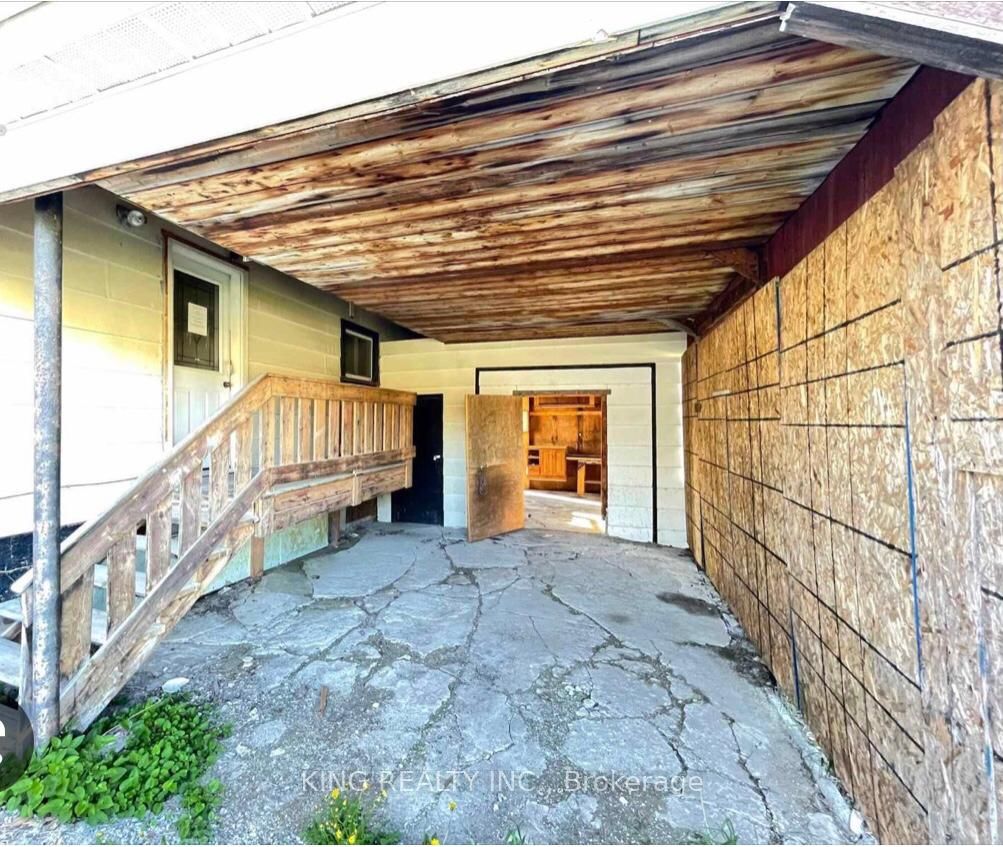 201 Third Avenue Property Photo 5