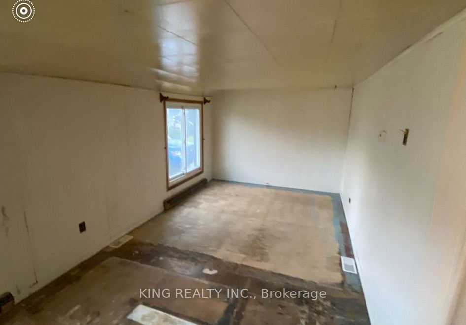 201 Third Avenue Property Photo 8