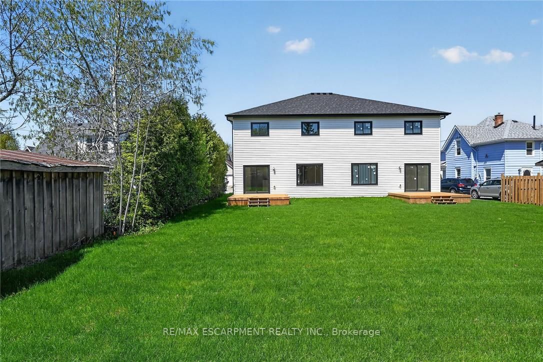 45 A Howard Street Property Photo 5