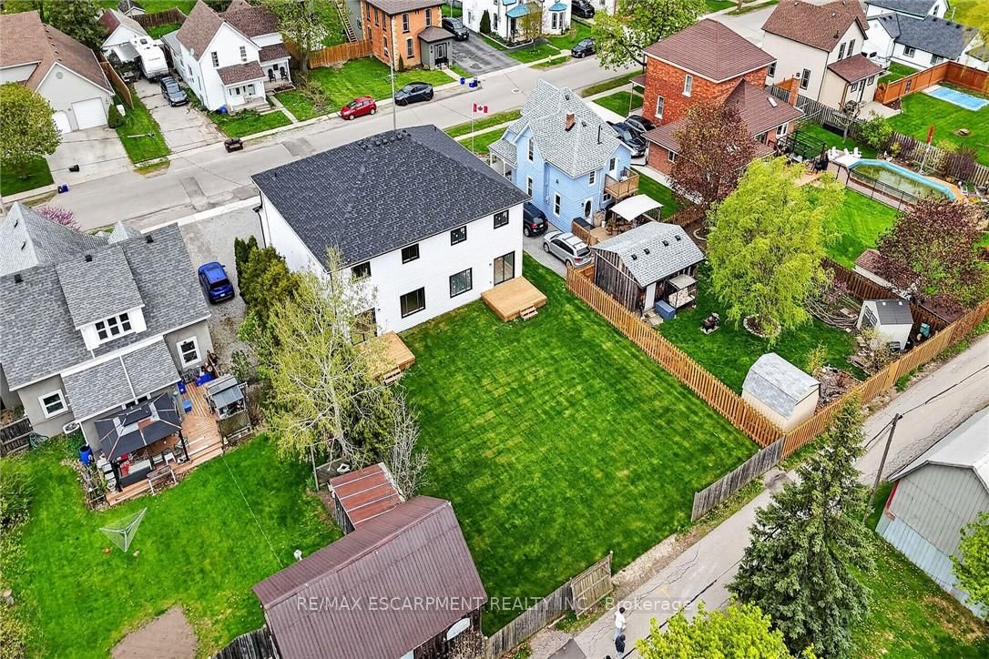 45 B Howard Street Property Photo 40