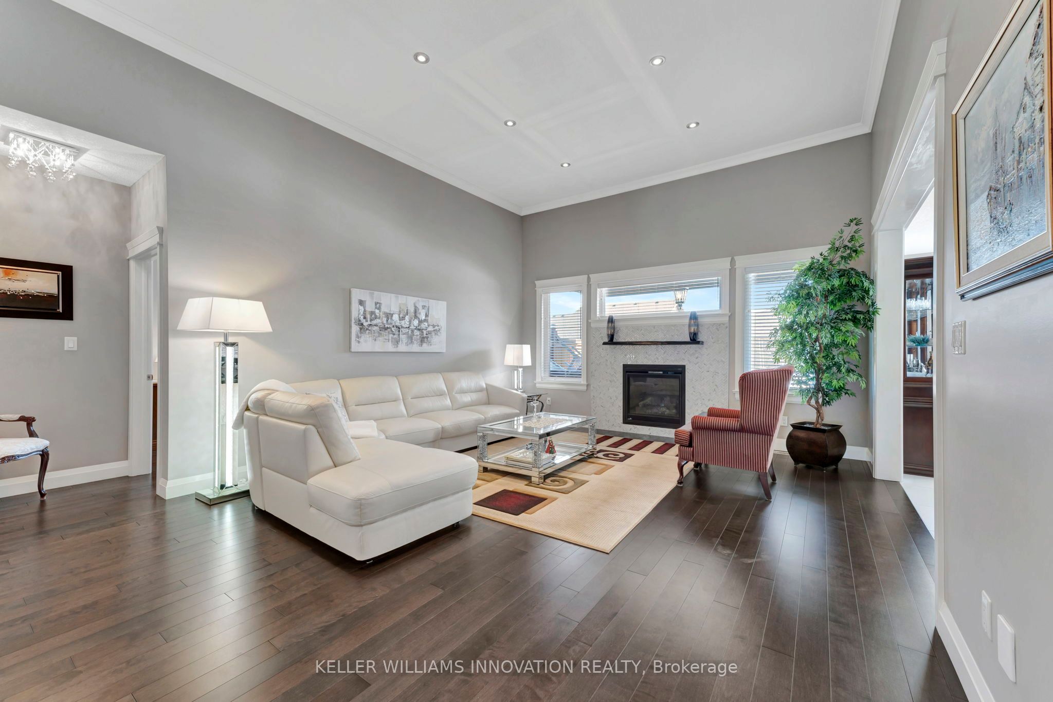 107 Forbes Crescent Property Photo 3