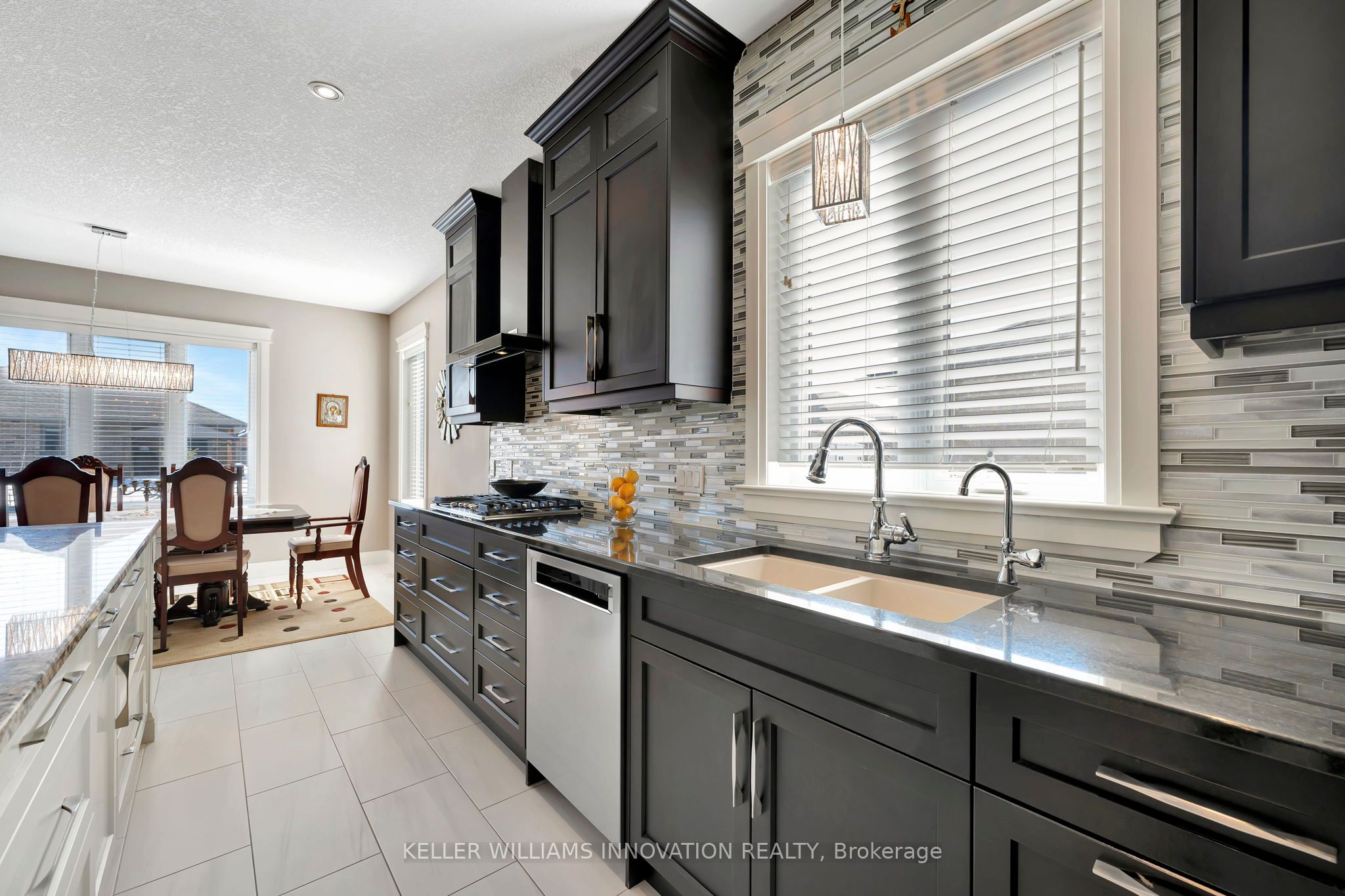 107 Forbes Crescent Property Photo 8