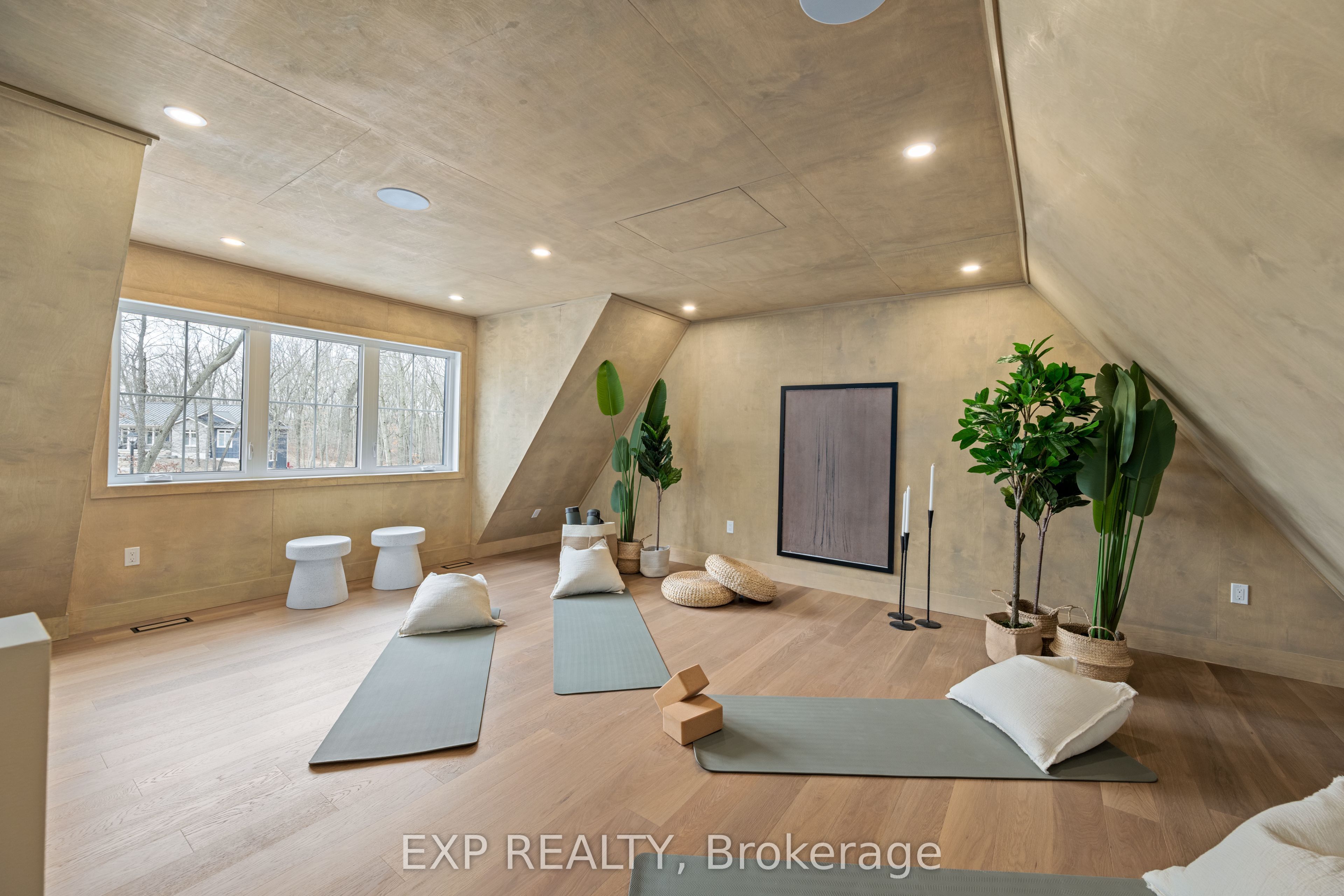 7 Sullivan Street Property Photo 25