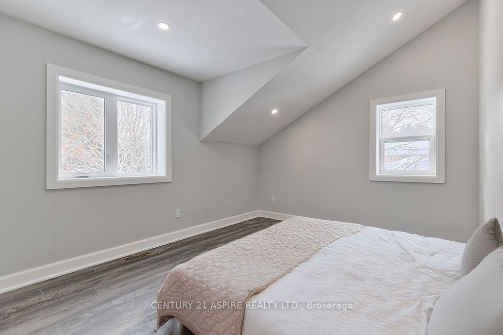 32 Wilson Street Property Photo 43