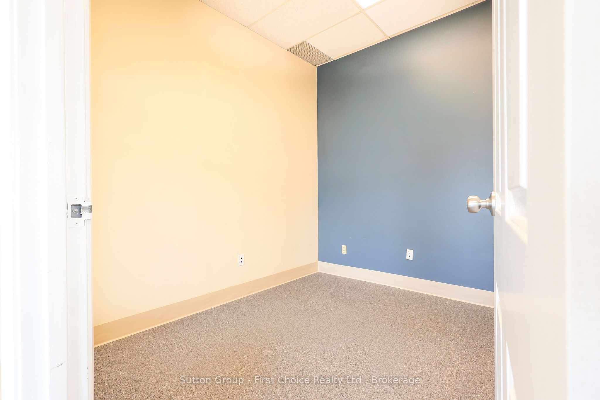 544 Huron Street Property Photo 20