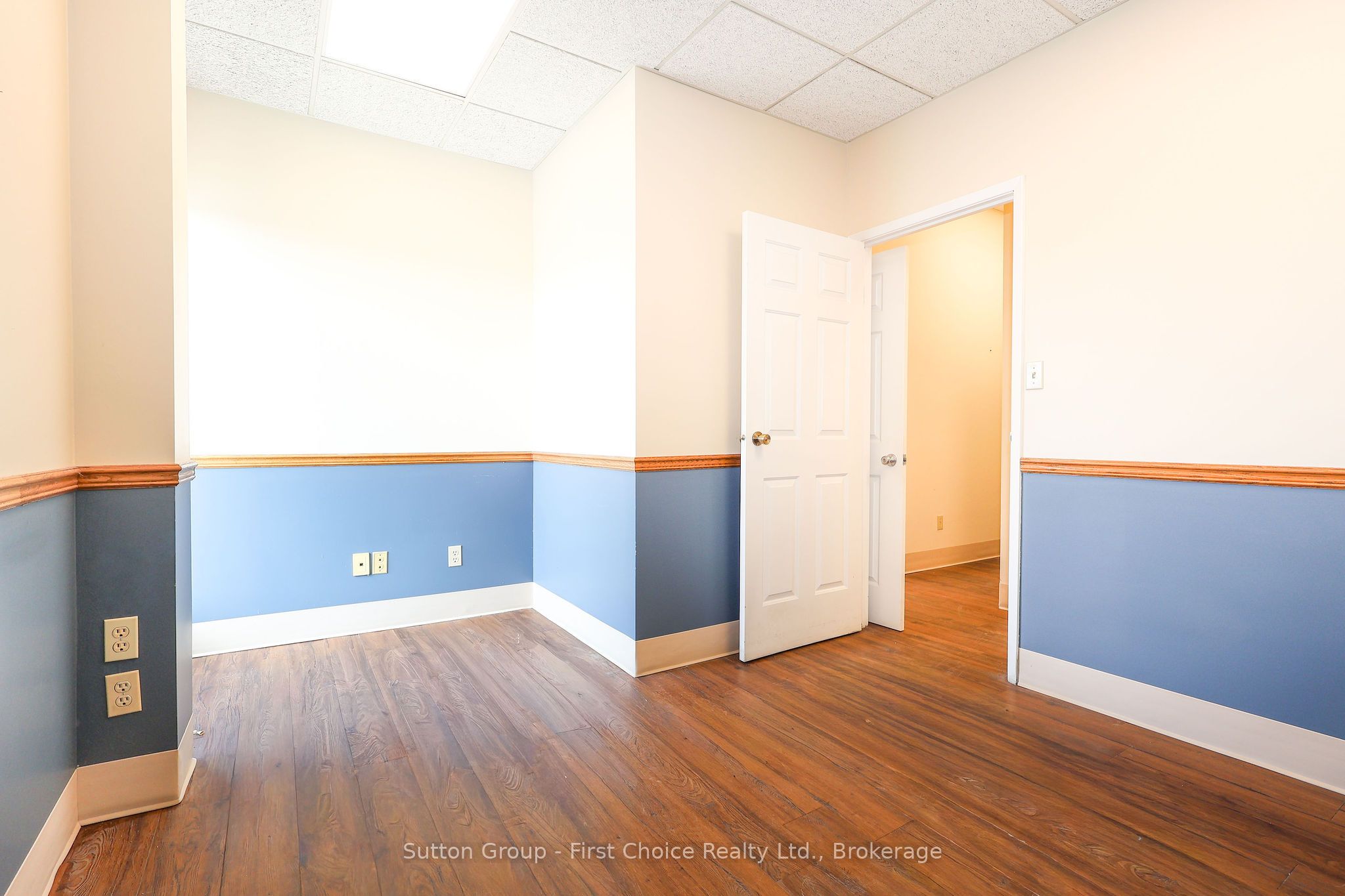 544 Huron Street Property Photo 24