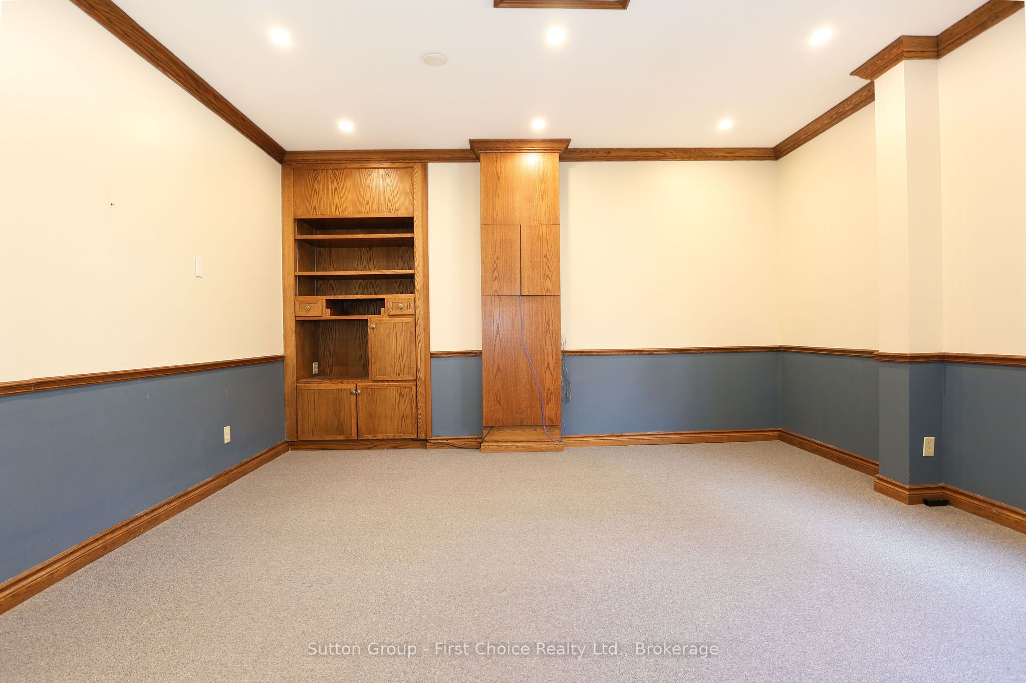 544 Huron Street Property Photo 26