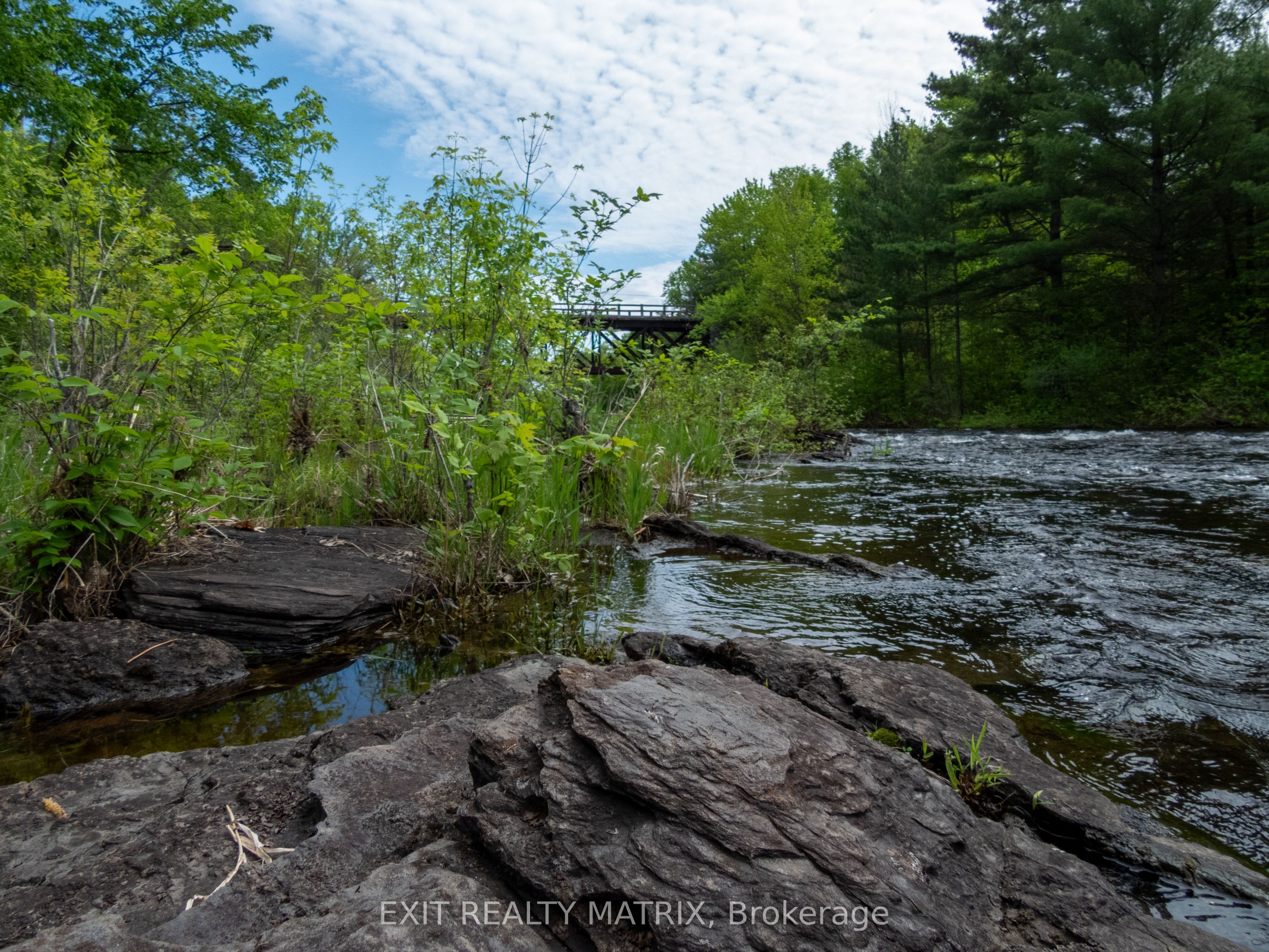12654 Lanark Road Property Photo 1