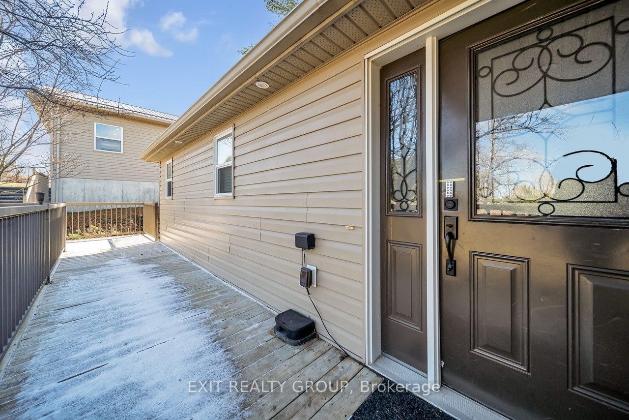 1531 Foxboro-stirling Road Property Photo 6