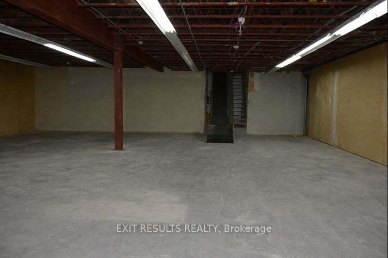 1027 Notre Dame Road Property Photo 2