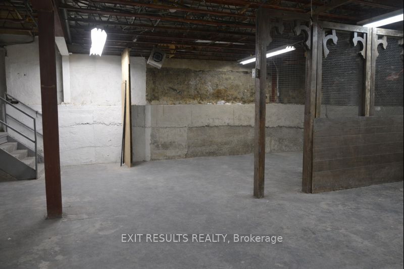 1027 Notre Dame Road Property Photo 6
