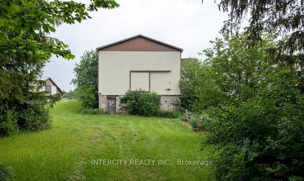 8373 High Way 7 Property Photo 15