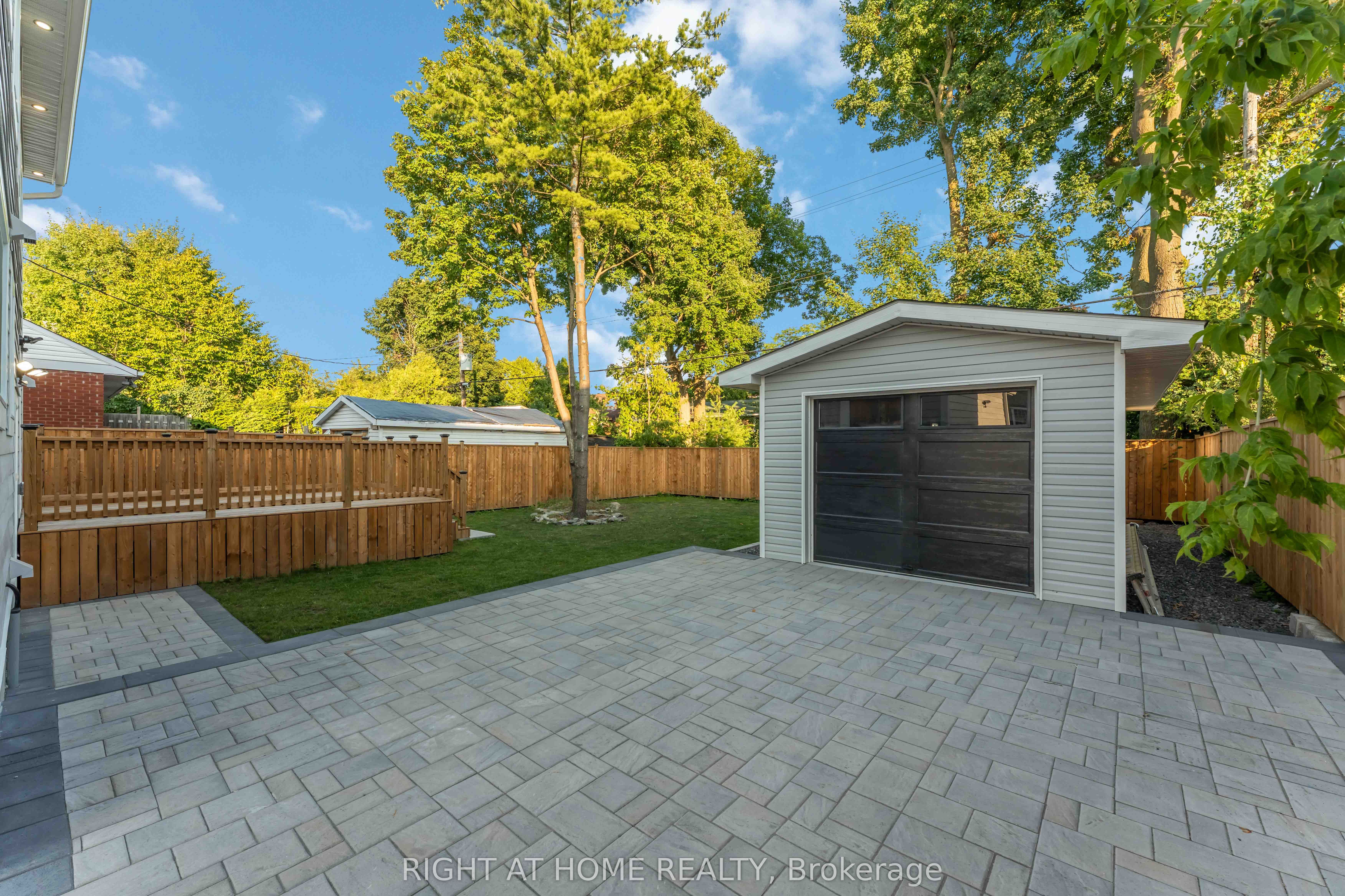 2700 Priscilla Street Property Photo 46