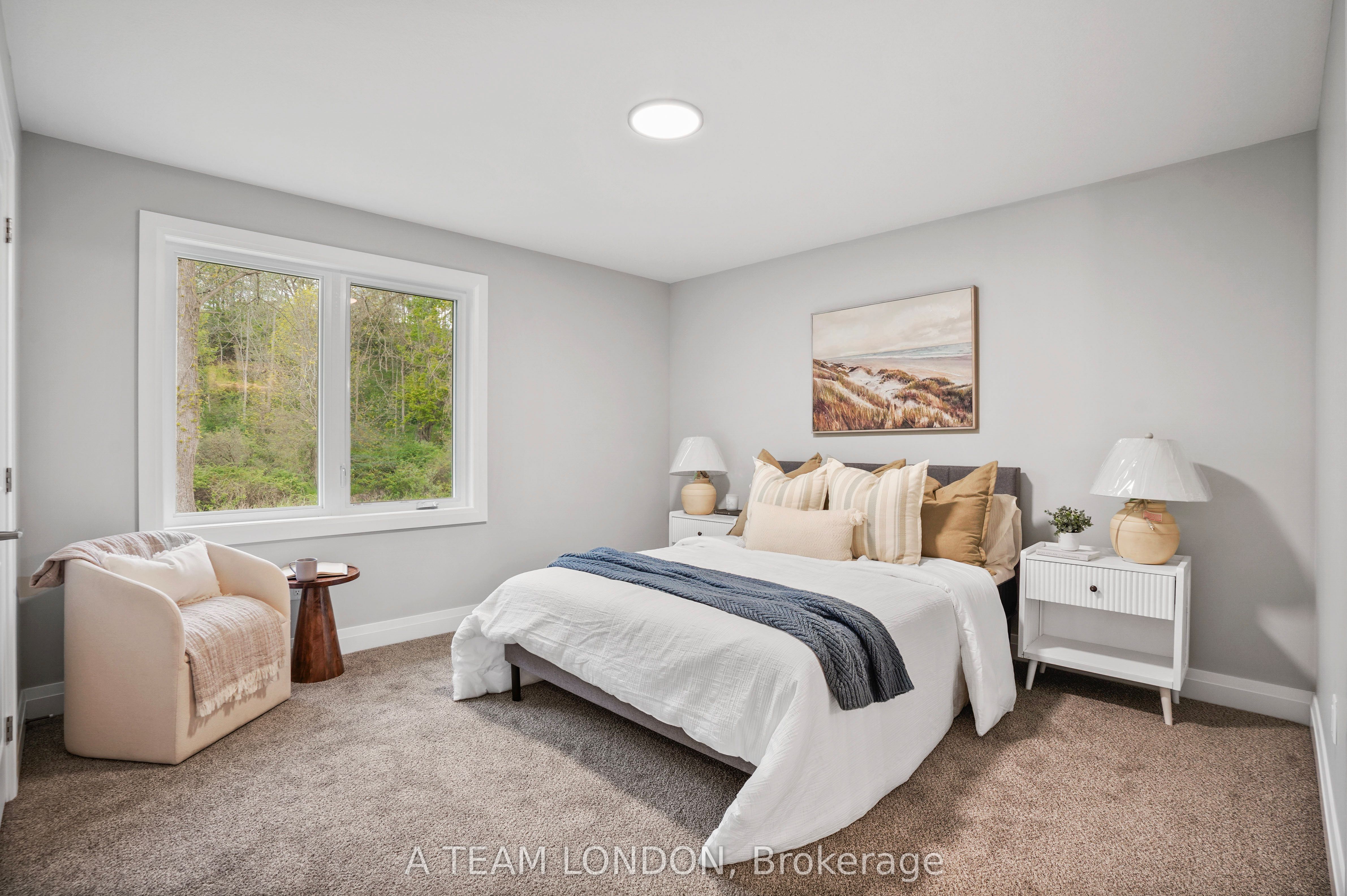 93 The Promenade Property Photo 6