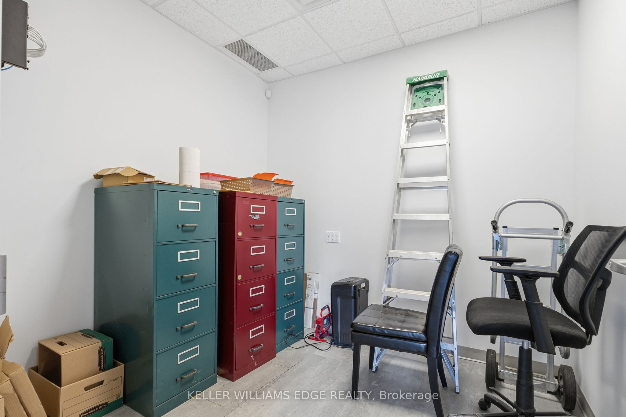 1096 Barton Street E Property Photo 24