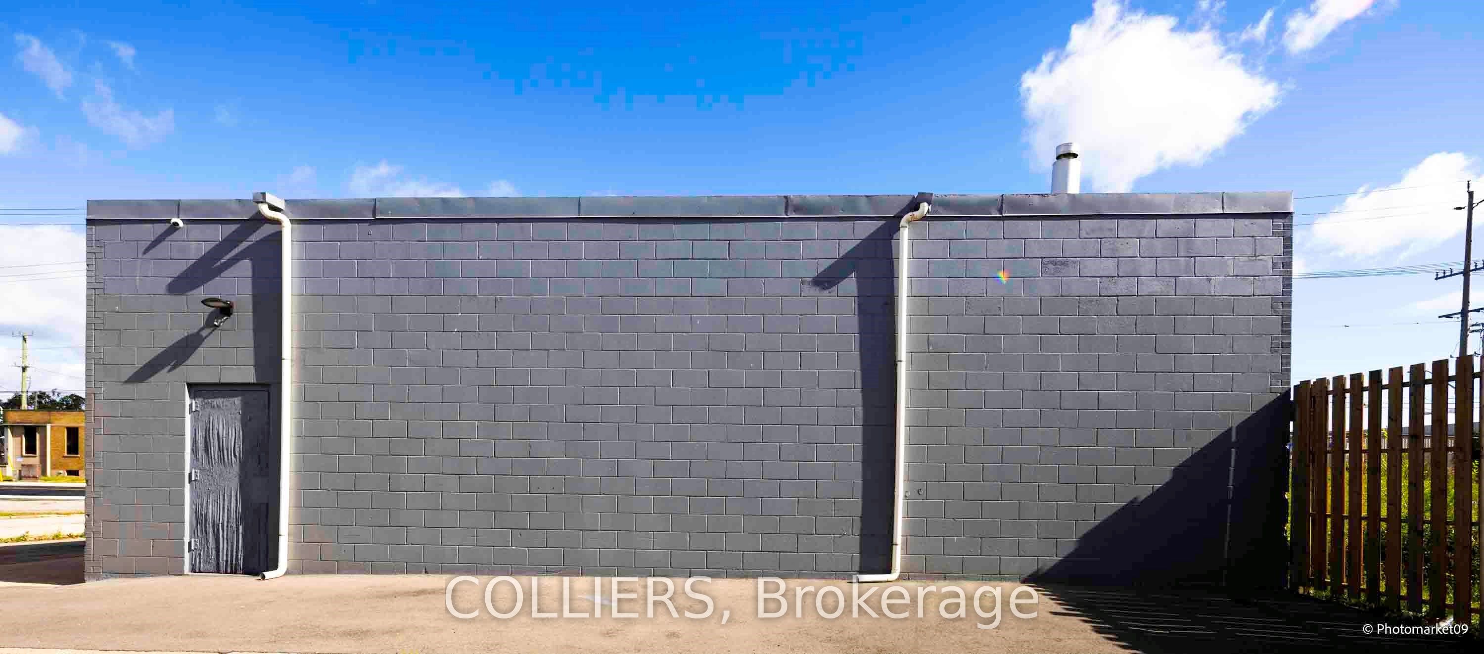 1810 Barton Street E Property Photo 4