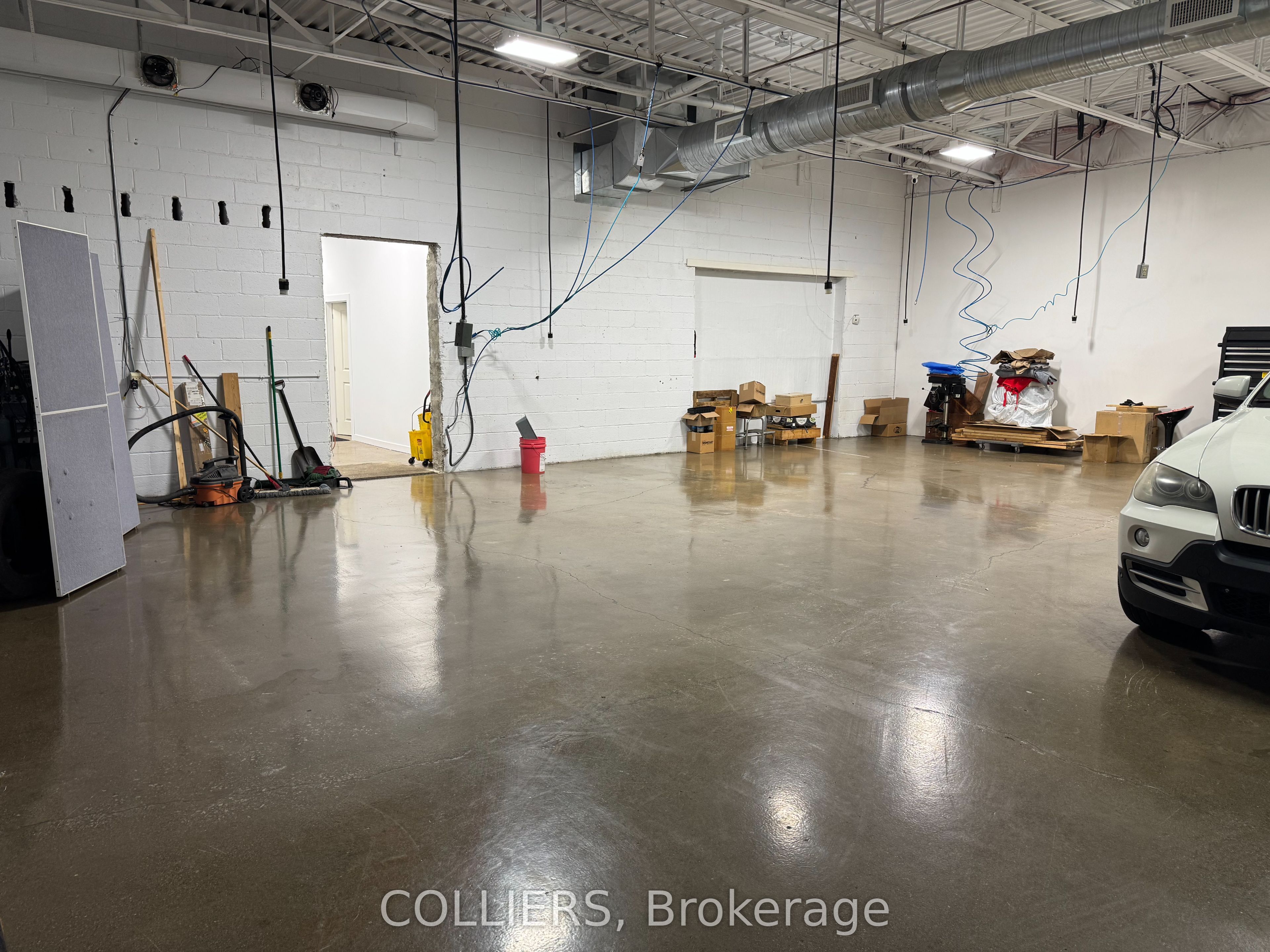 1810 Barton Street E Property Photo 8