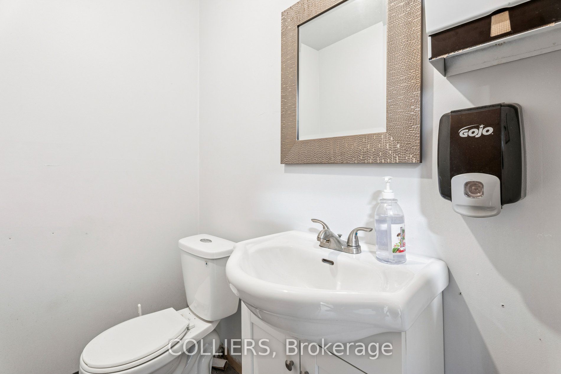 1810 Barton Street E Property Photo 14
