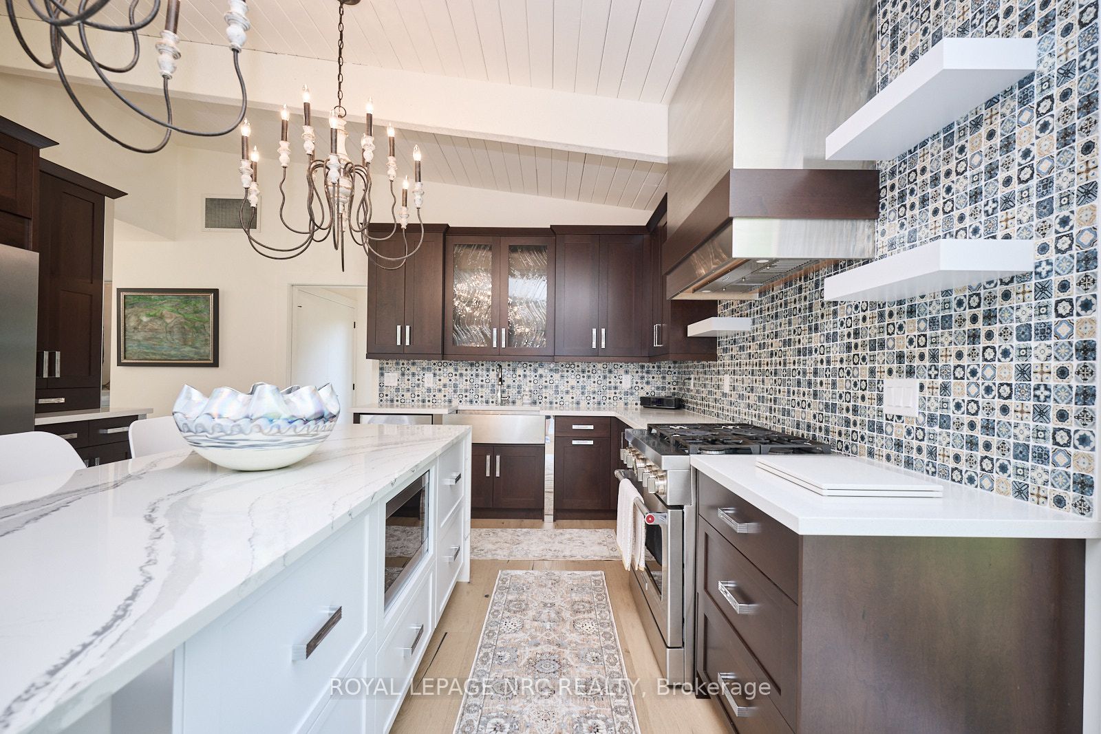 1904 Macdonald Drive Property Photo 20