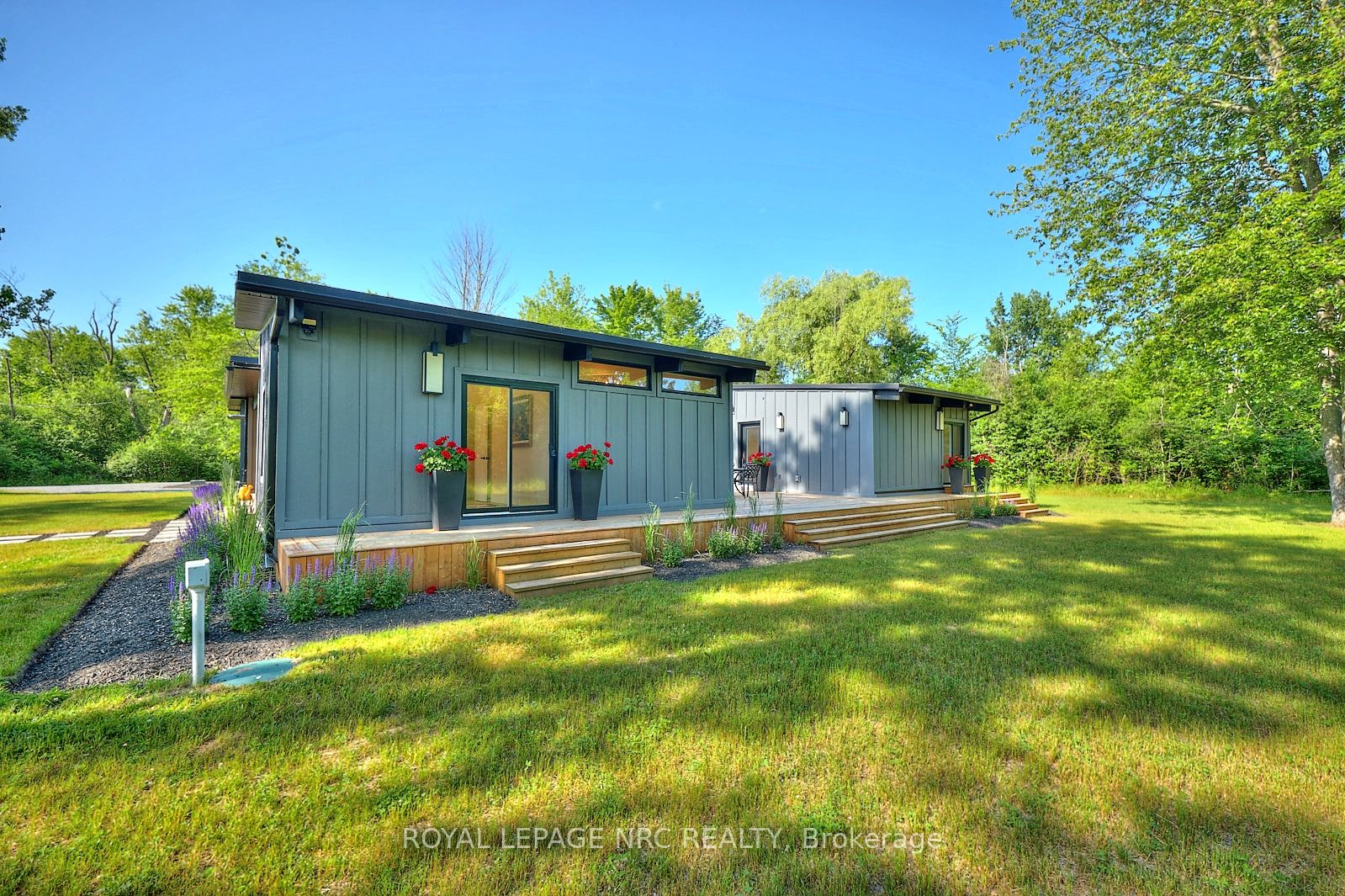 1904 Macdonald Drive Property Photo 41