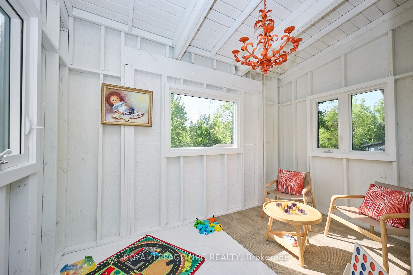 1904 Macdonald Drive Property Photo 43
