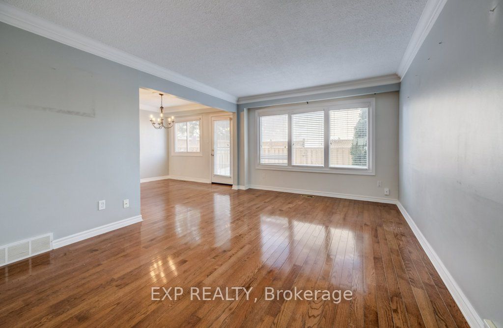 54 Nicklaus Drive Property Photo 3