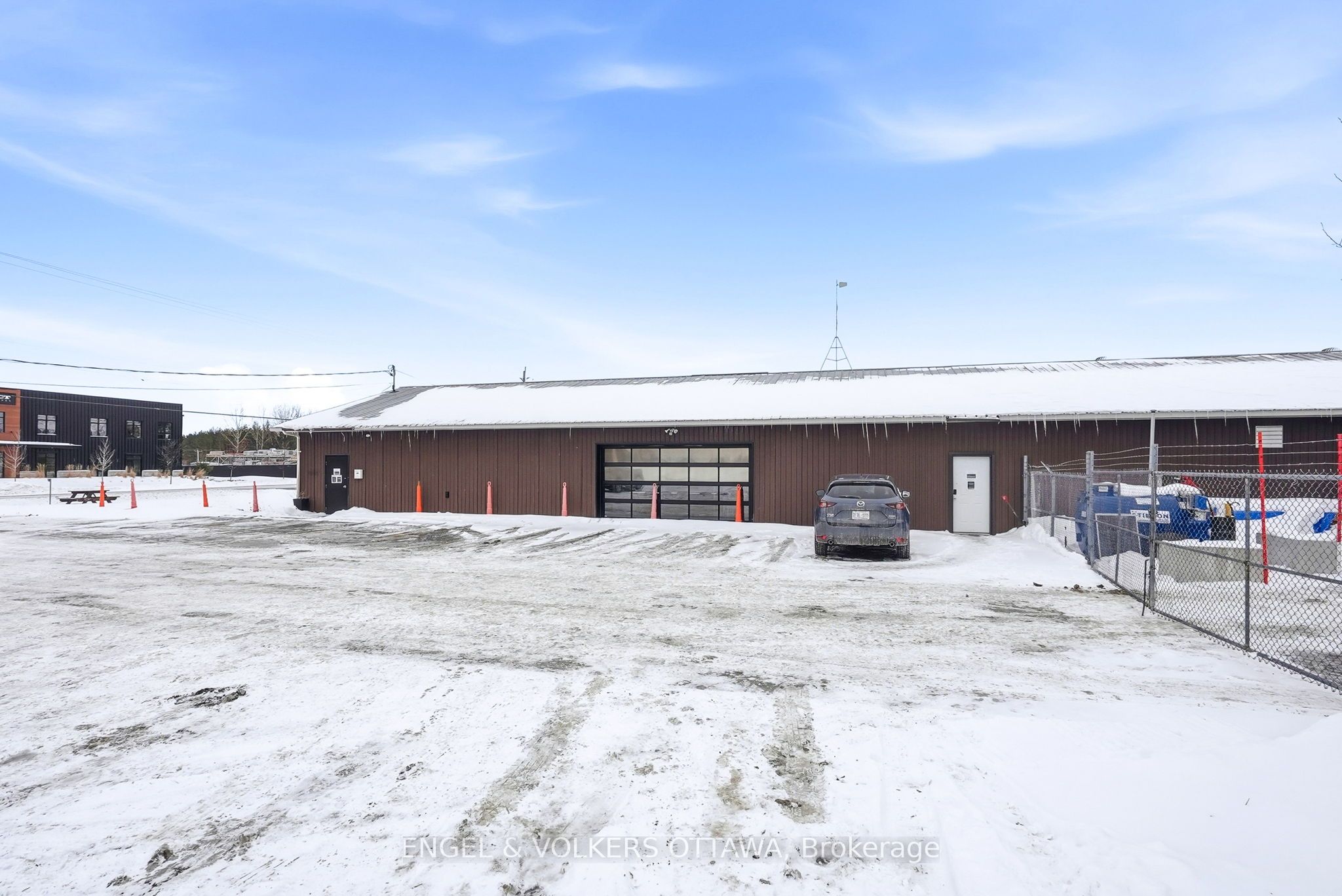 162 Wescar Lane Property Photo 3