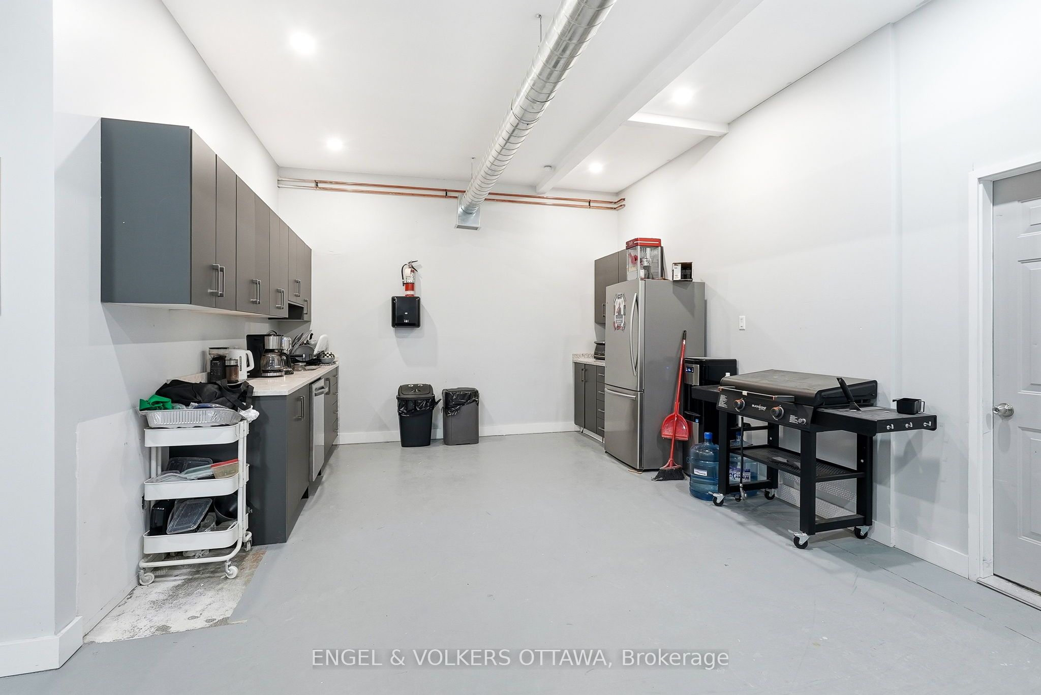 162 Wescar Lane Property Photo 16