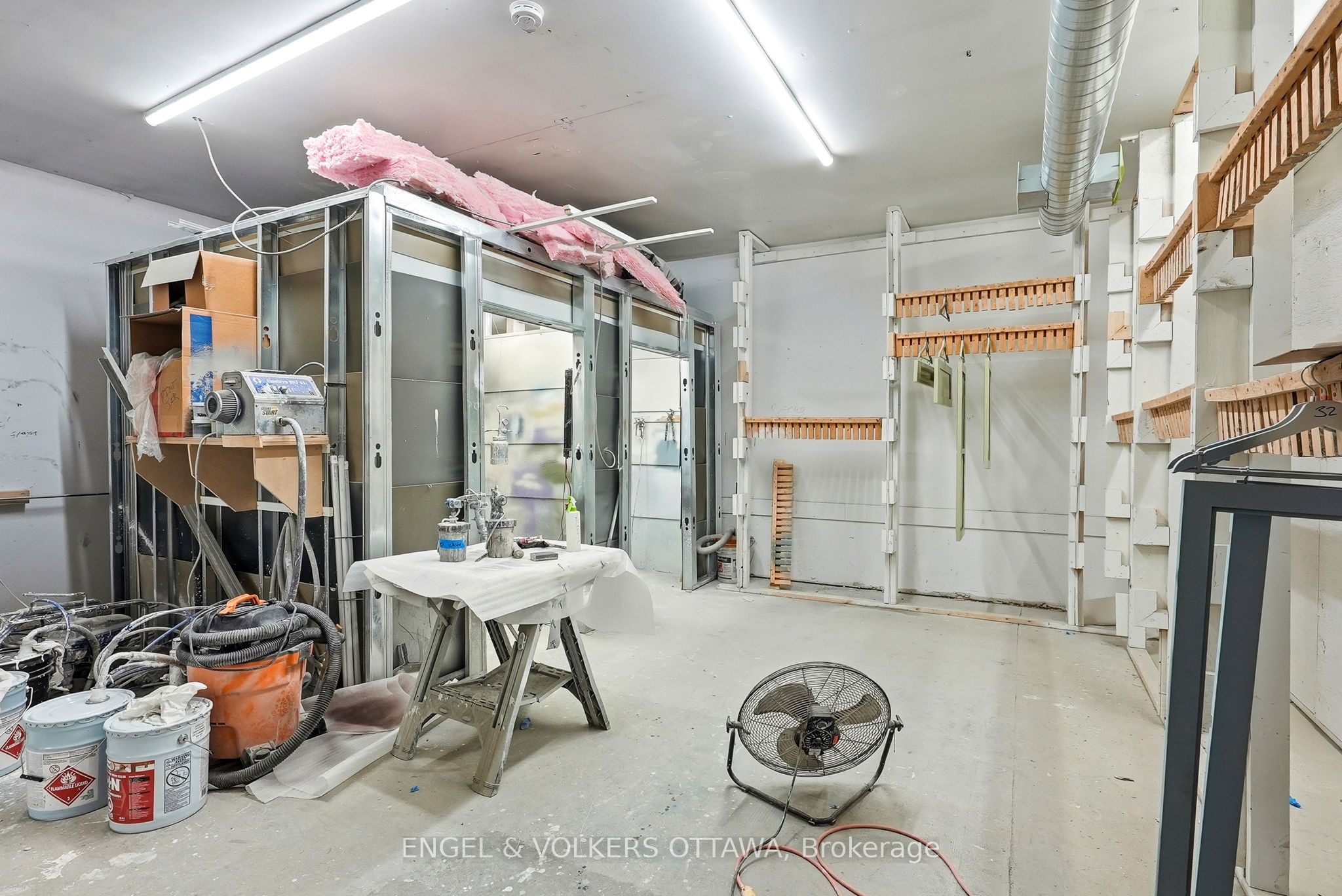 162 Wescar Lane Property Photo 25