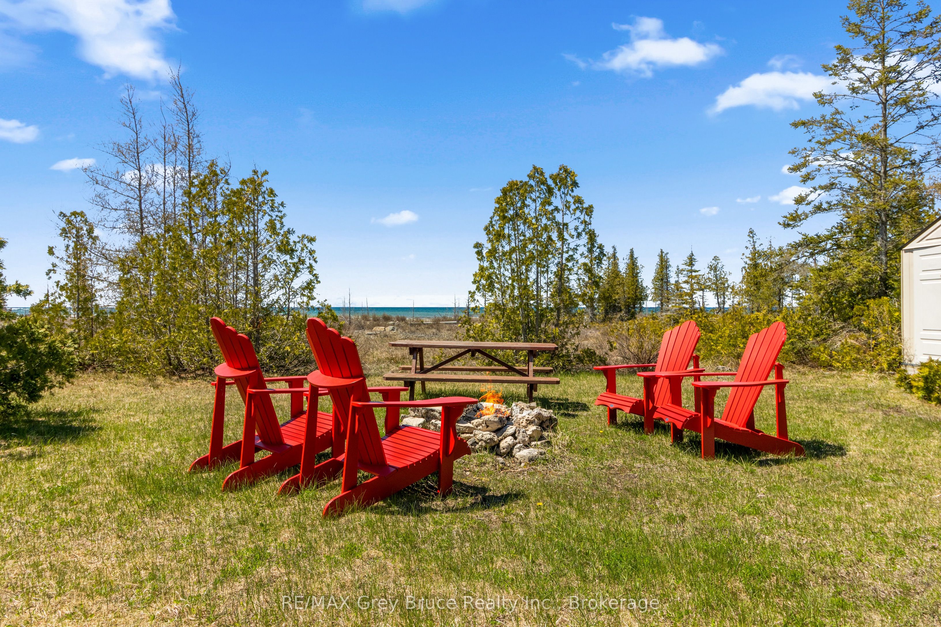 798 Dorcas Bay Road Property Photo 4