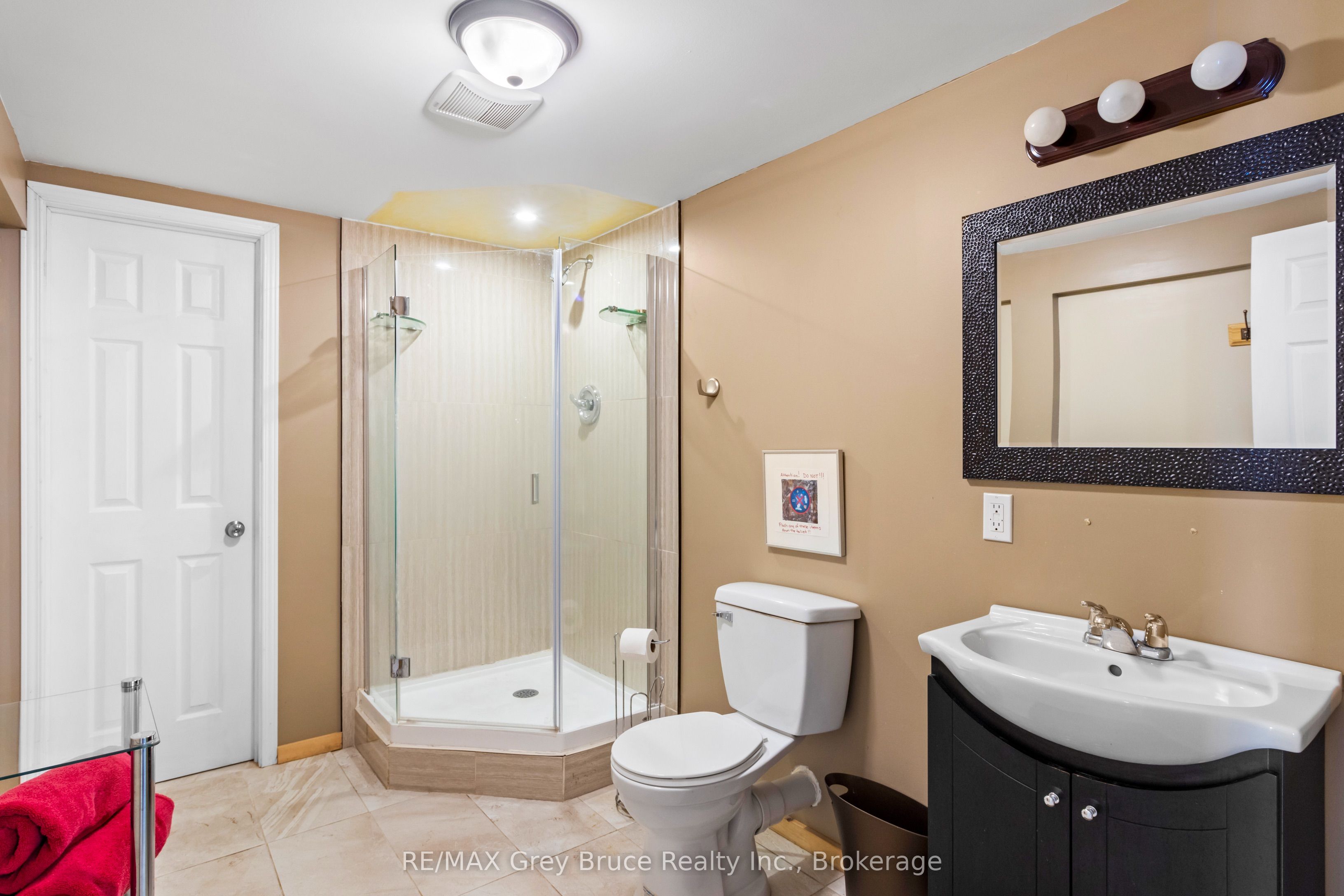 798 Dorcas Bay Road Property Photo 33