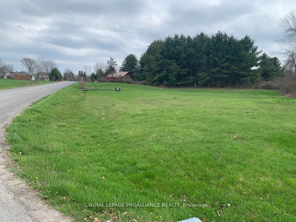 489 Prinyers Cove Crescent Property Photo 6