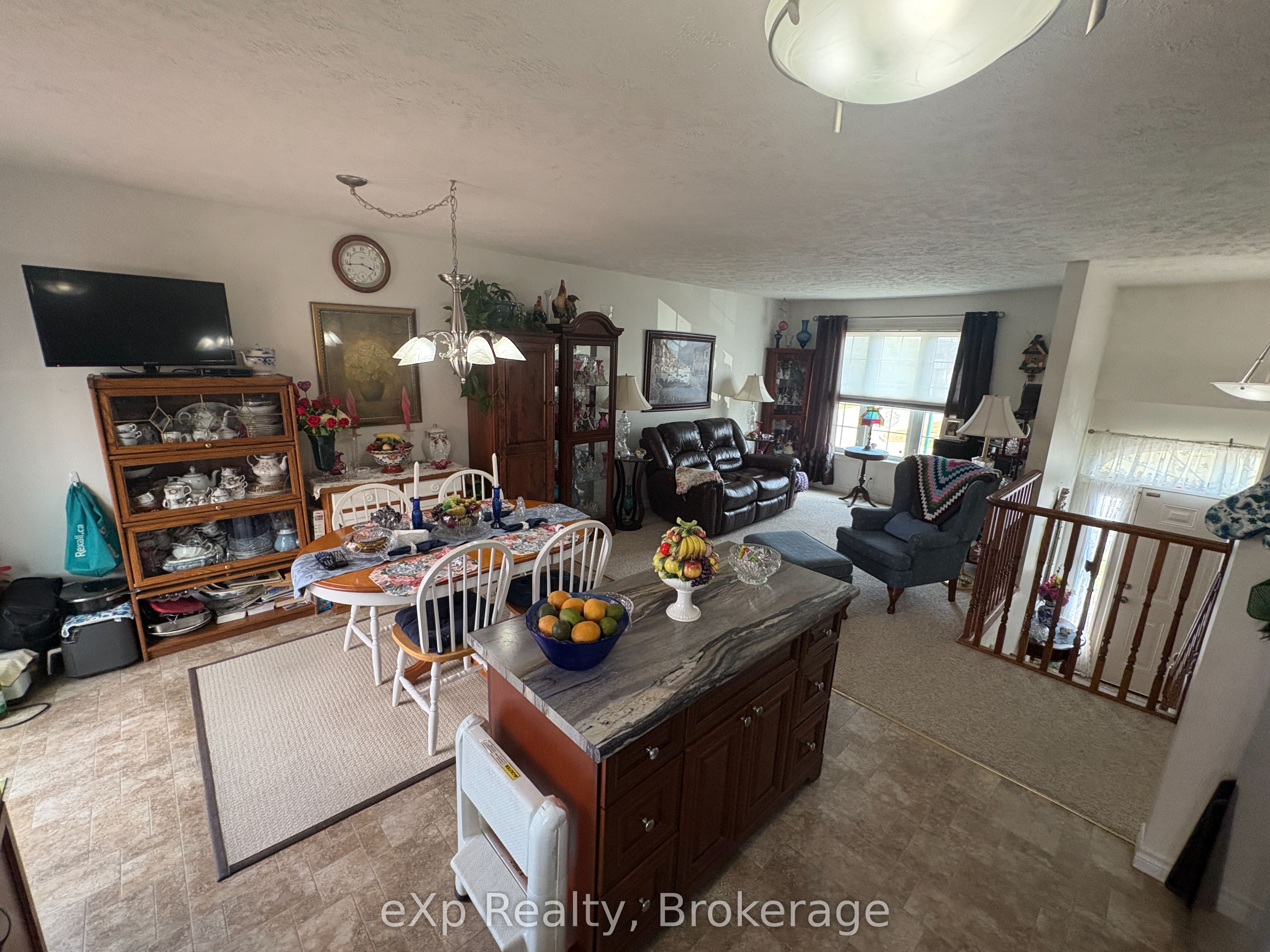 1 St. Andrews Drive Property Photo 7