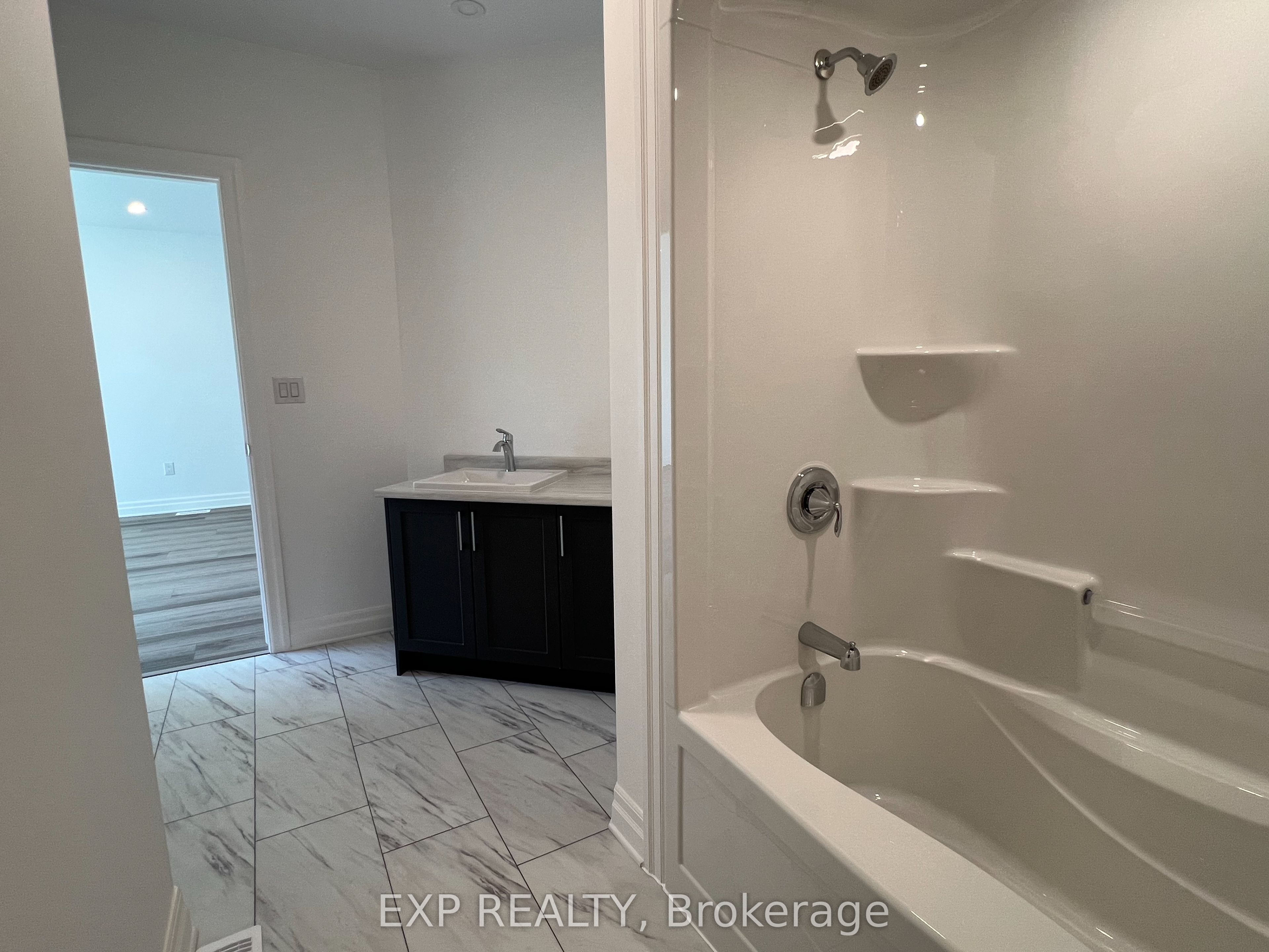 7532 Splendour Drive Main Property Photo 12