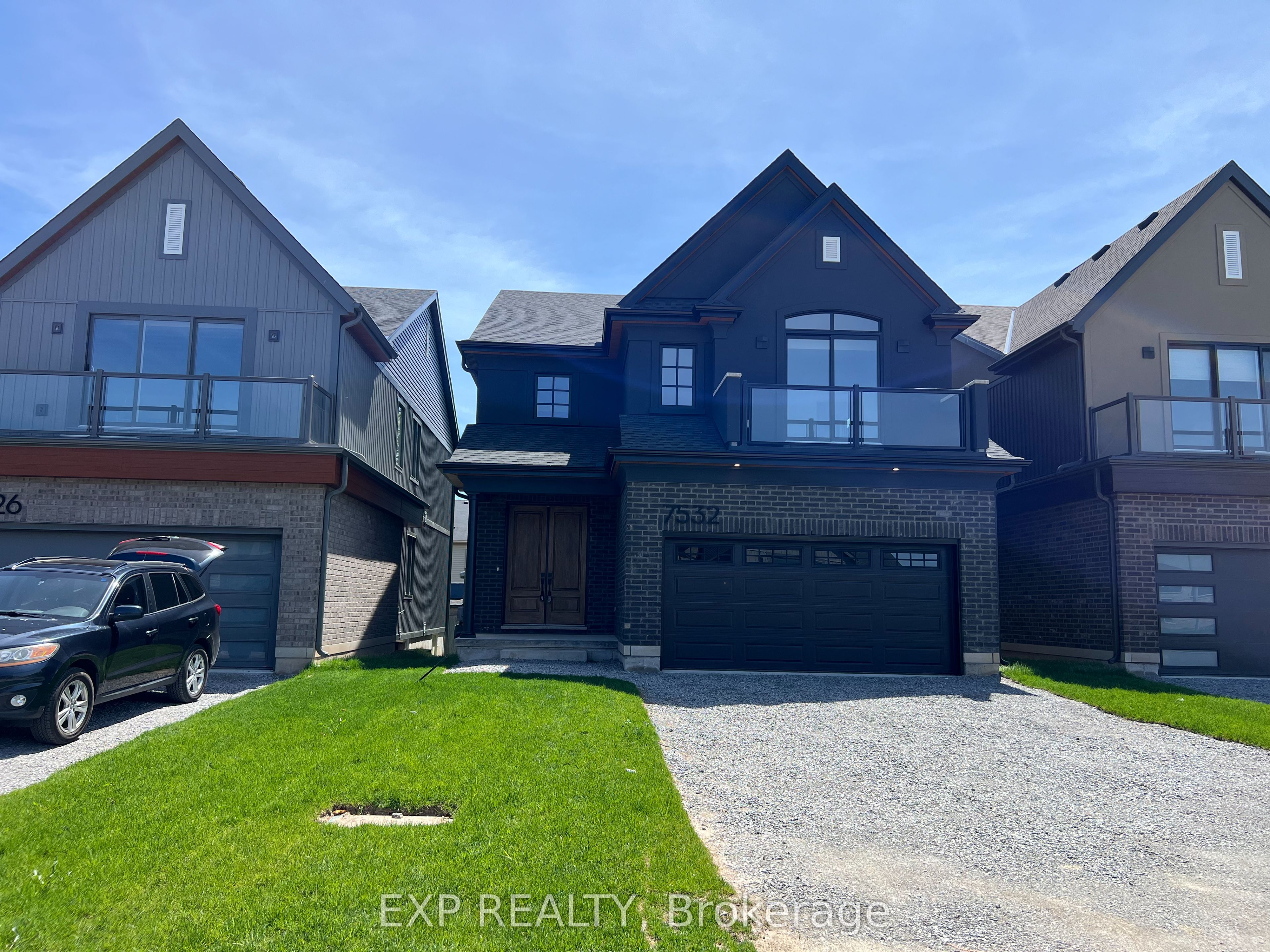 7532 Splendour Drive Main Property Photo 14