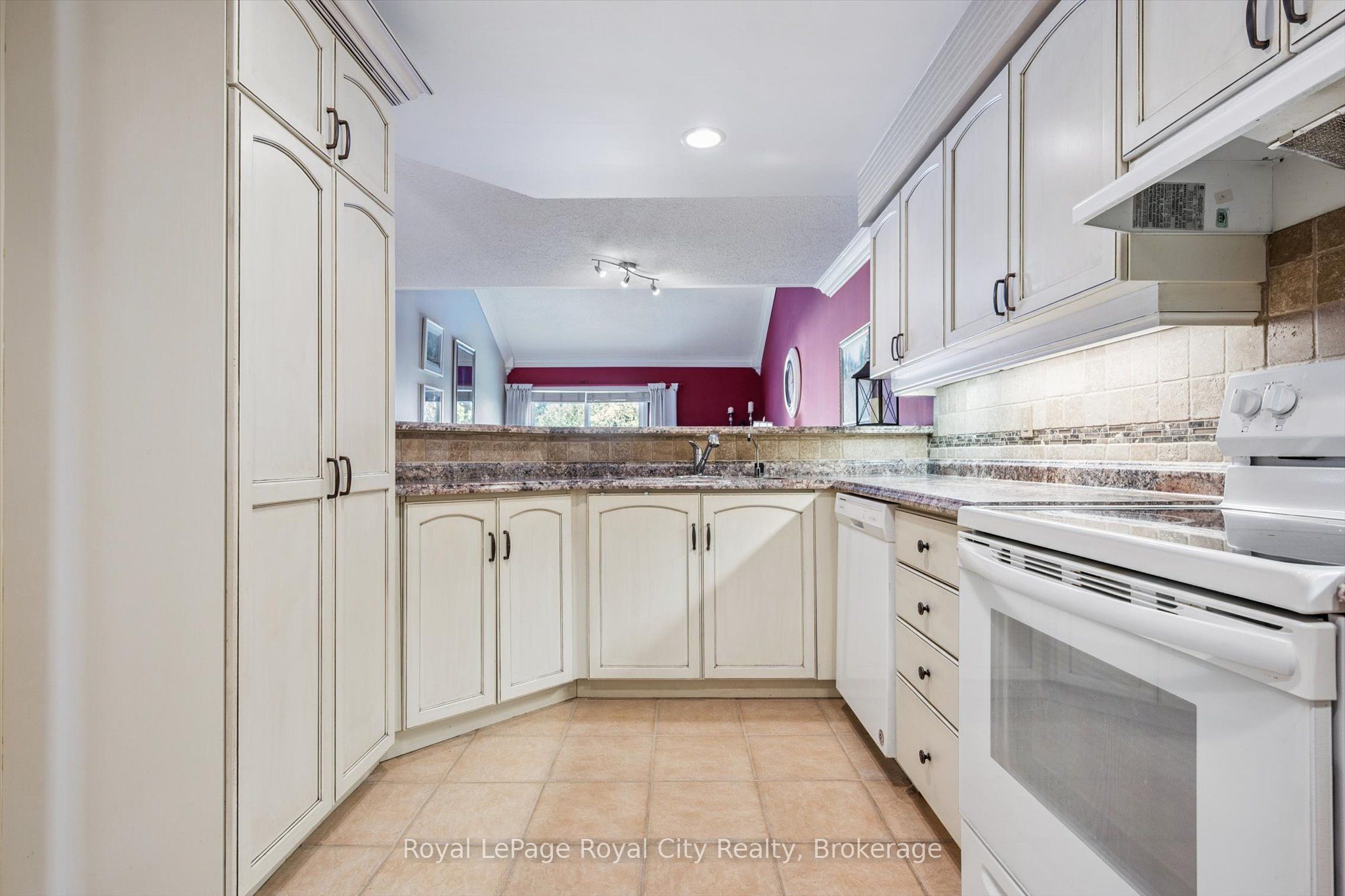 133 Riverwalk Place Property Photo 11