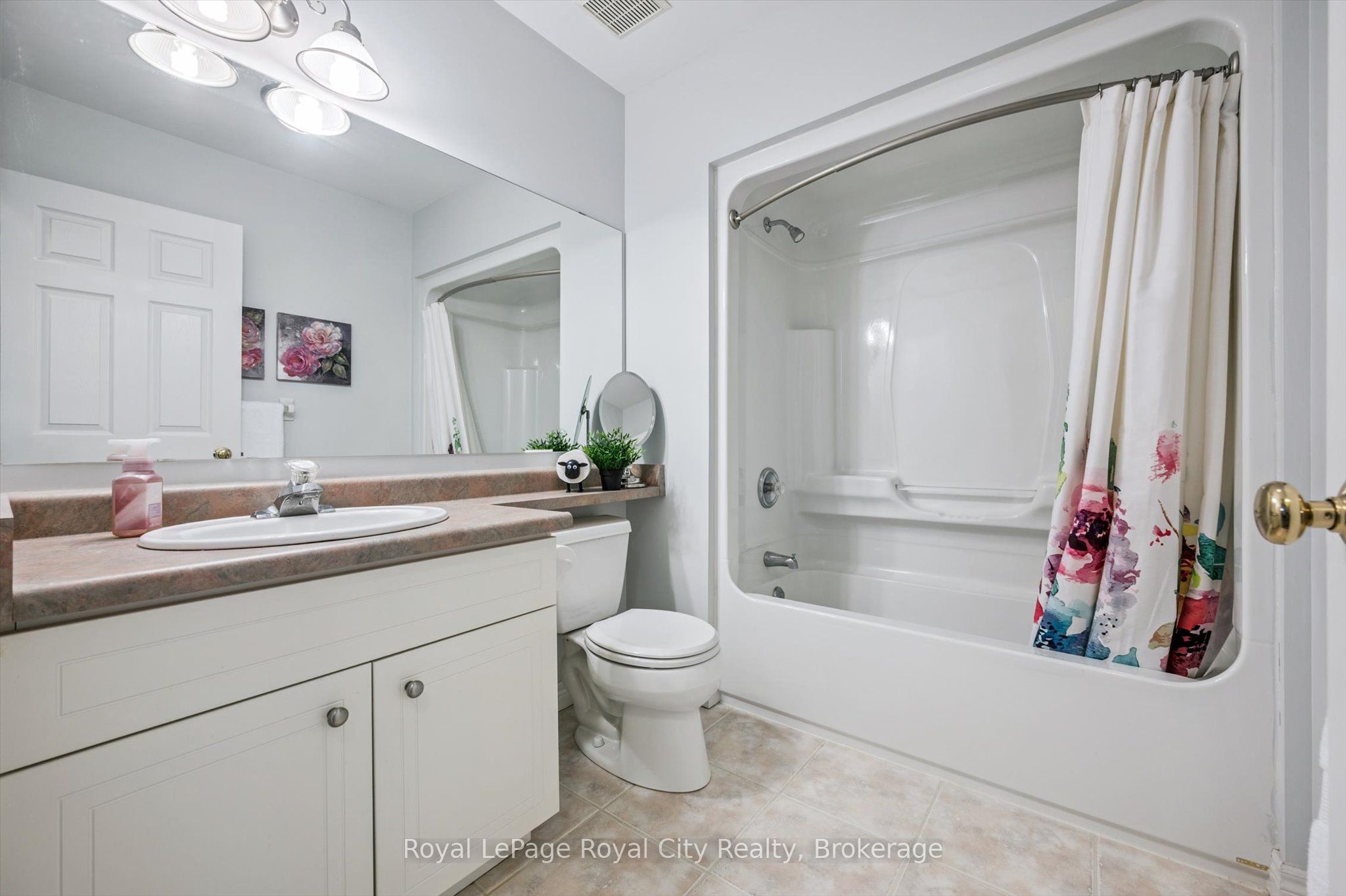 133 Riverwalk Place Property Photo 26