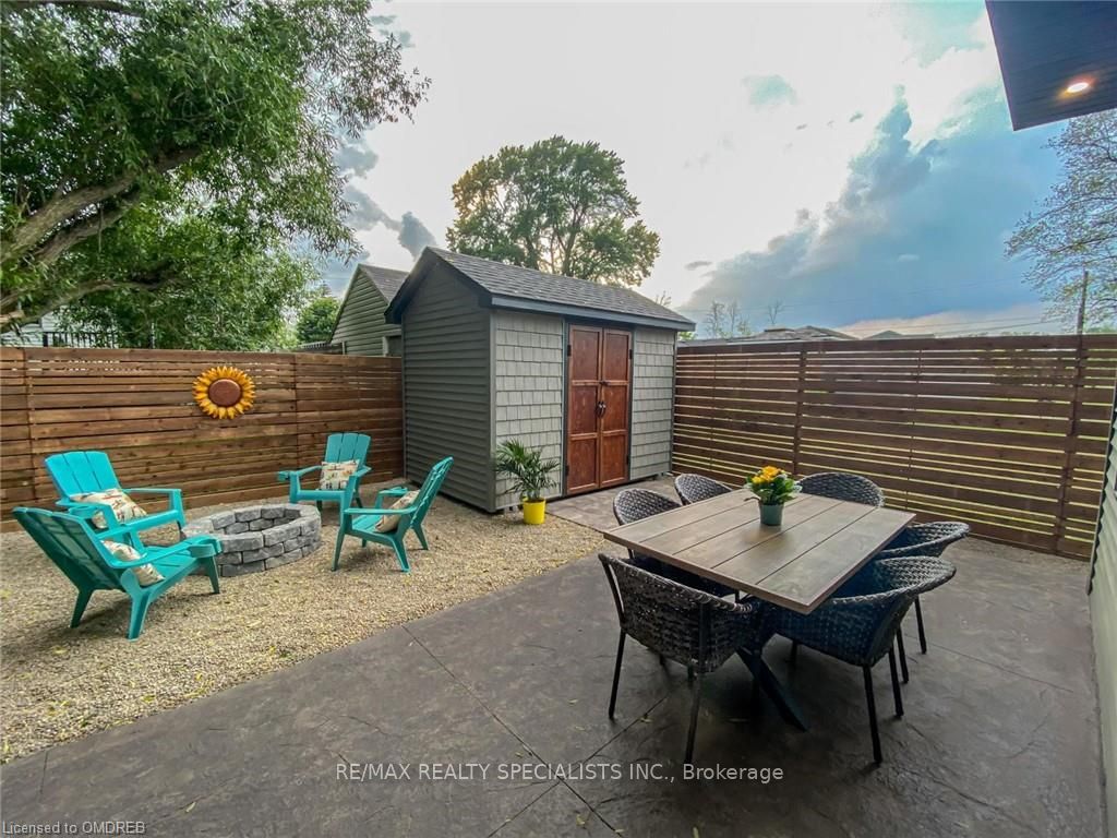 231 Rosewood Avenue Property Photo 26
