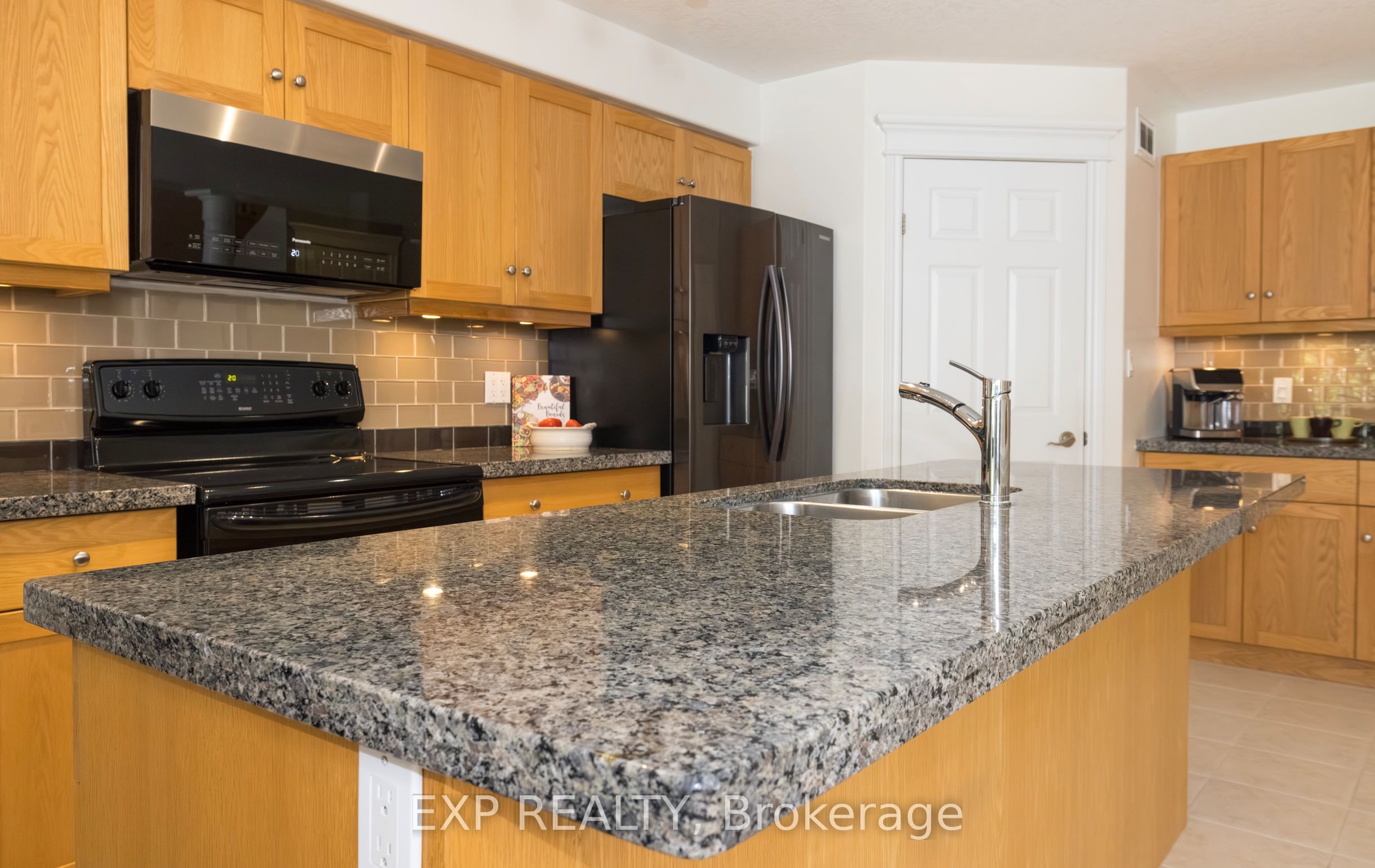 105 Hampson Crescent Property Photo 11