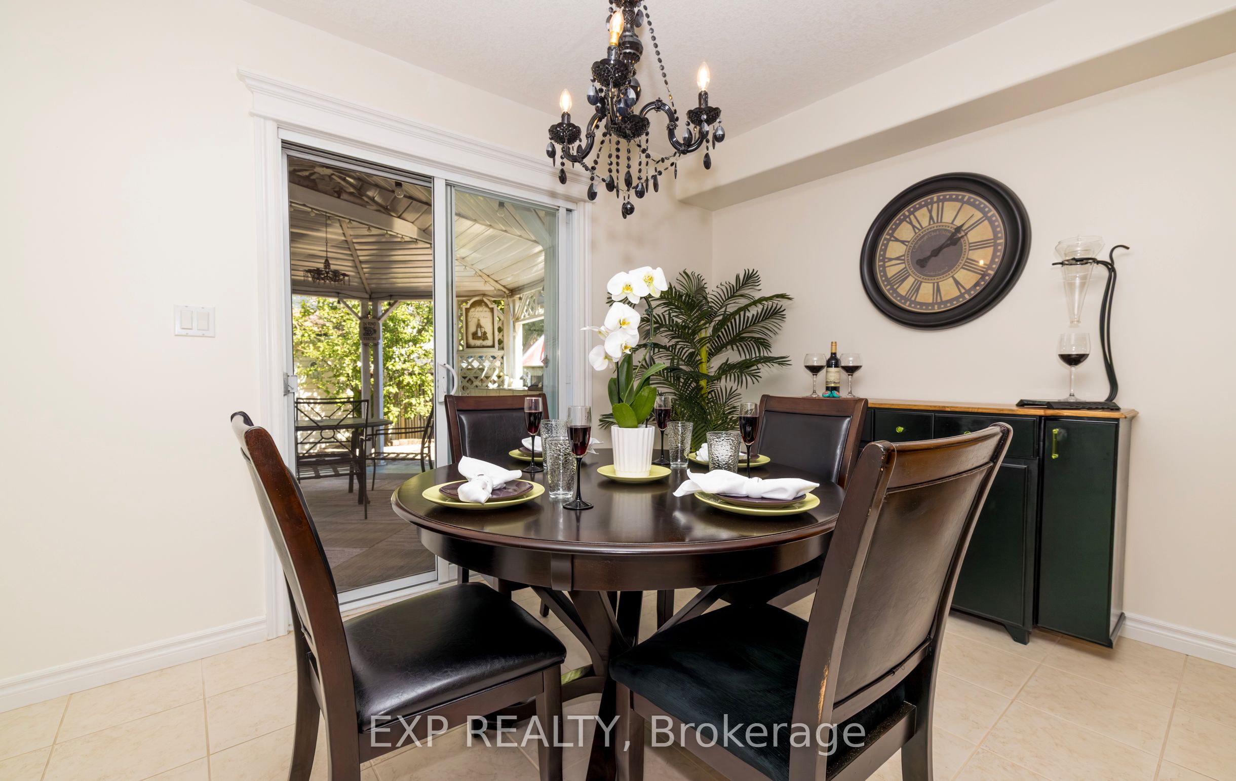 105 Hampson Crescent Property Photo 13