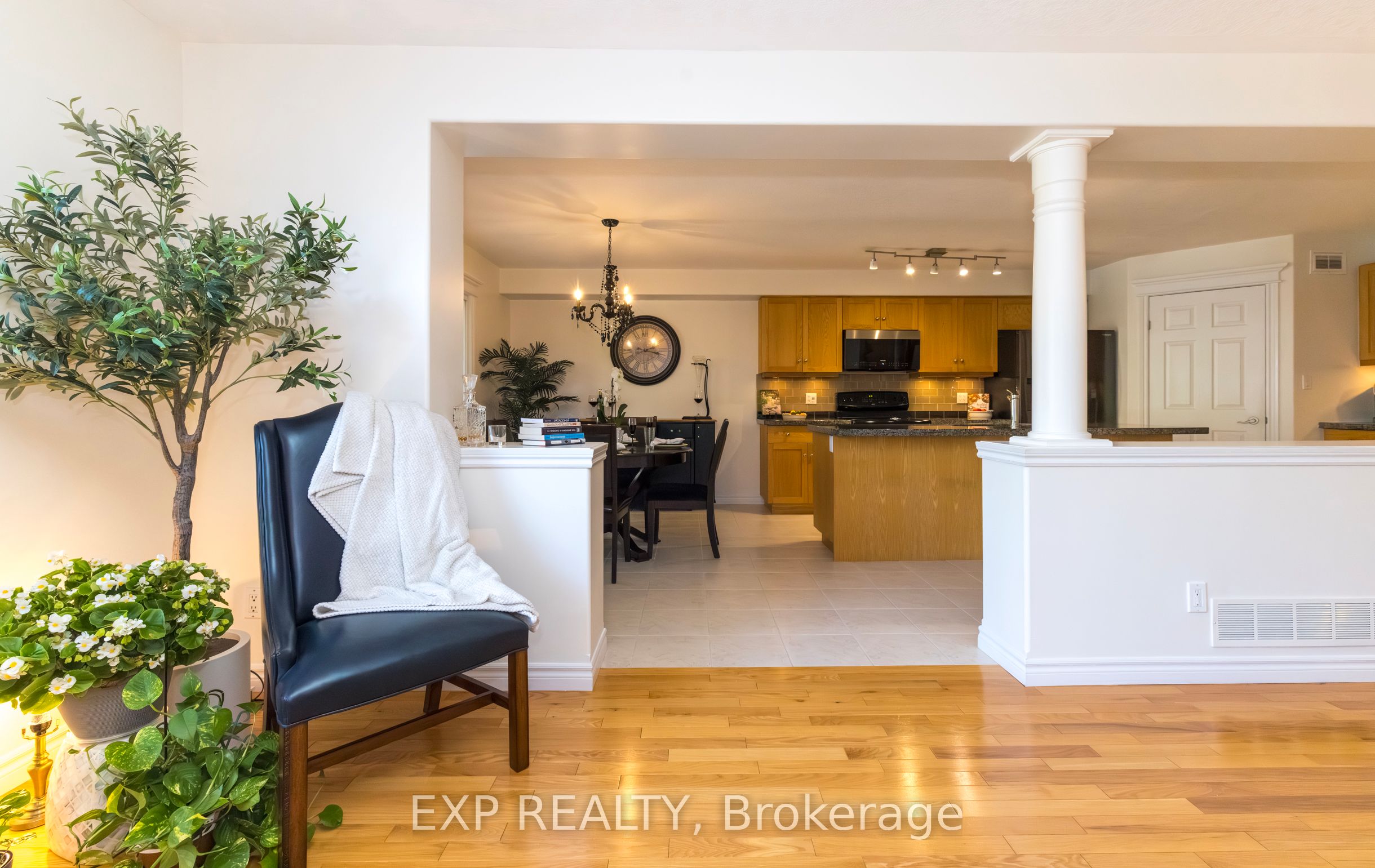 105 Hampson Crescent Property Photo 14