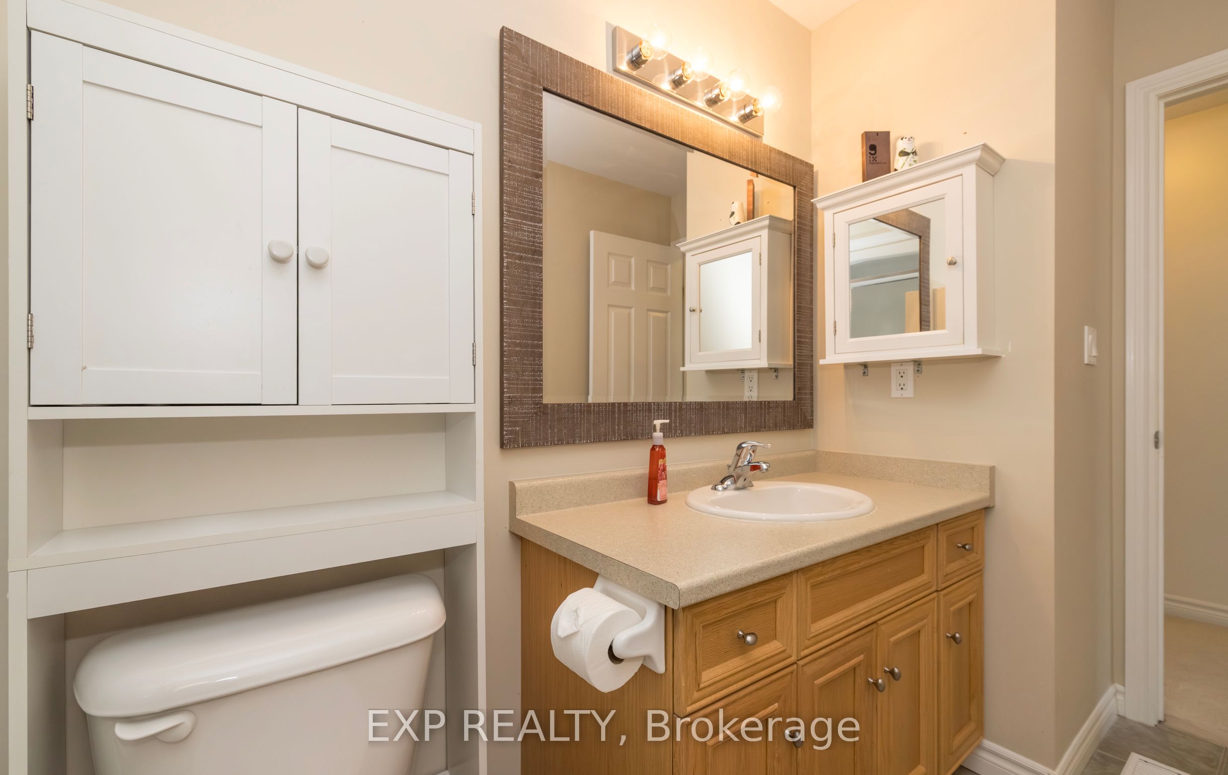 105 Hampson Crescent Property Photo 24