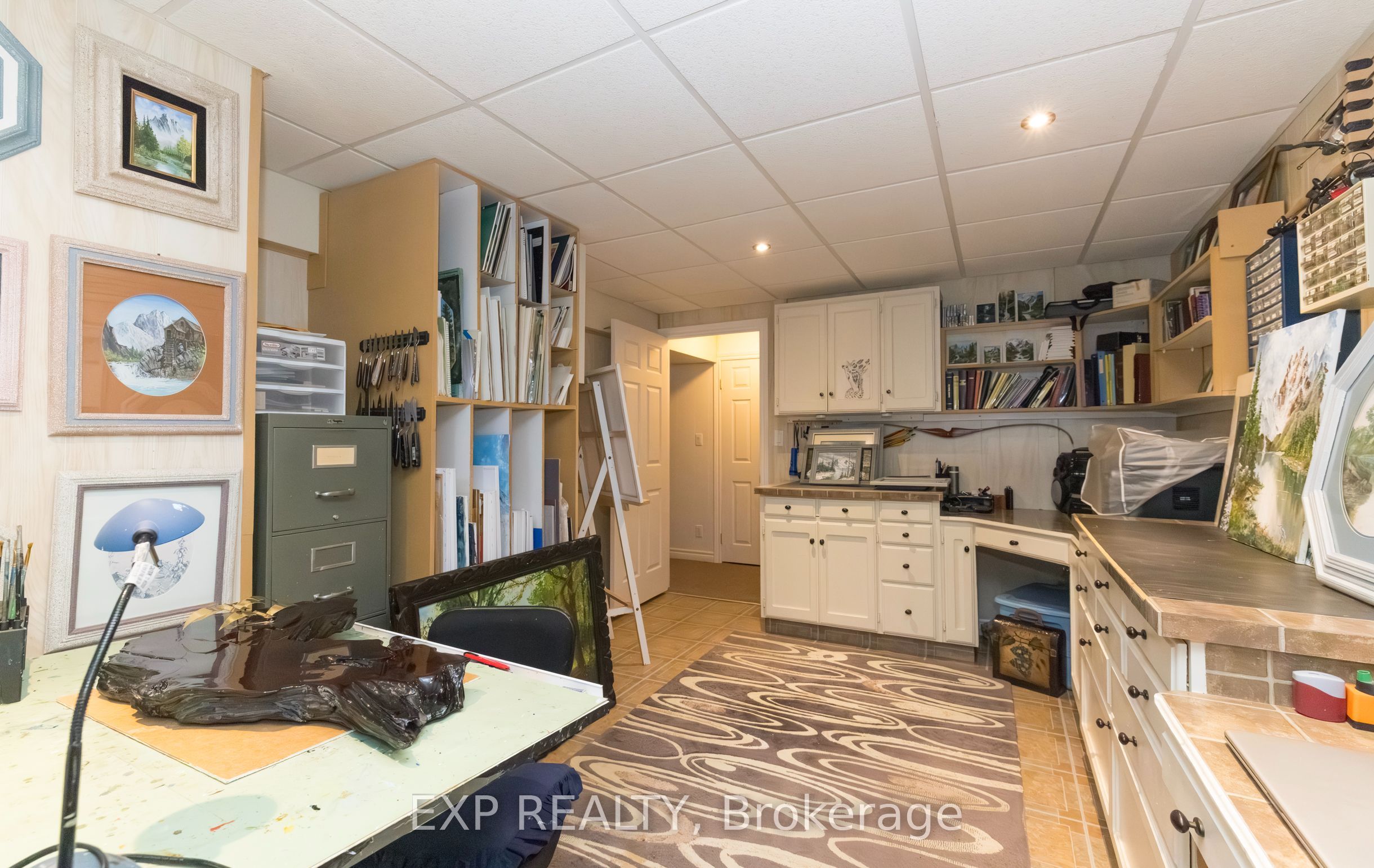 105 Hampson Crescent Property Photo 36