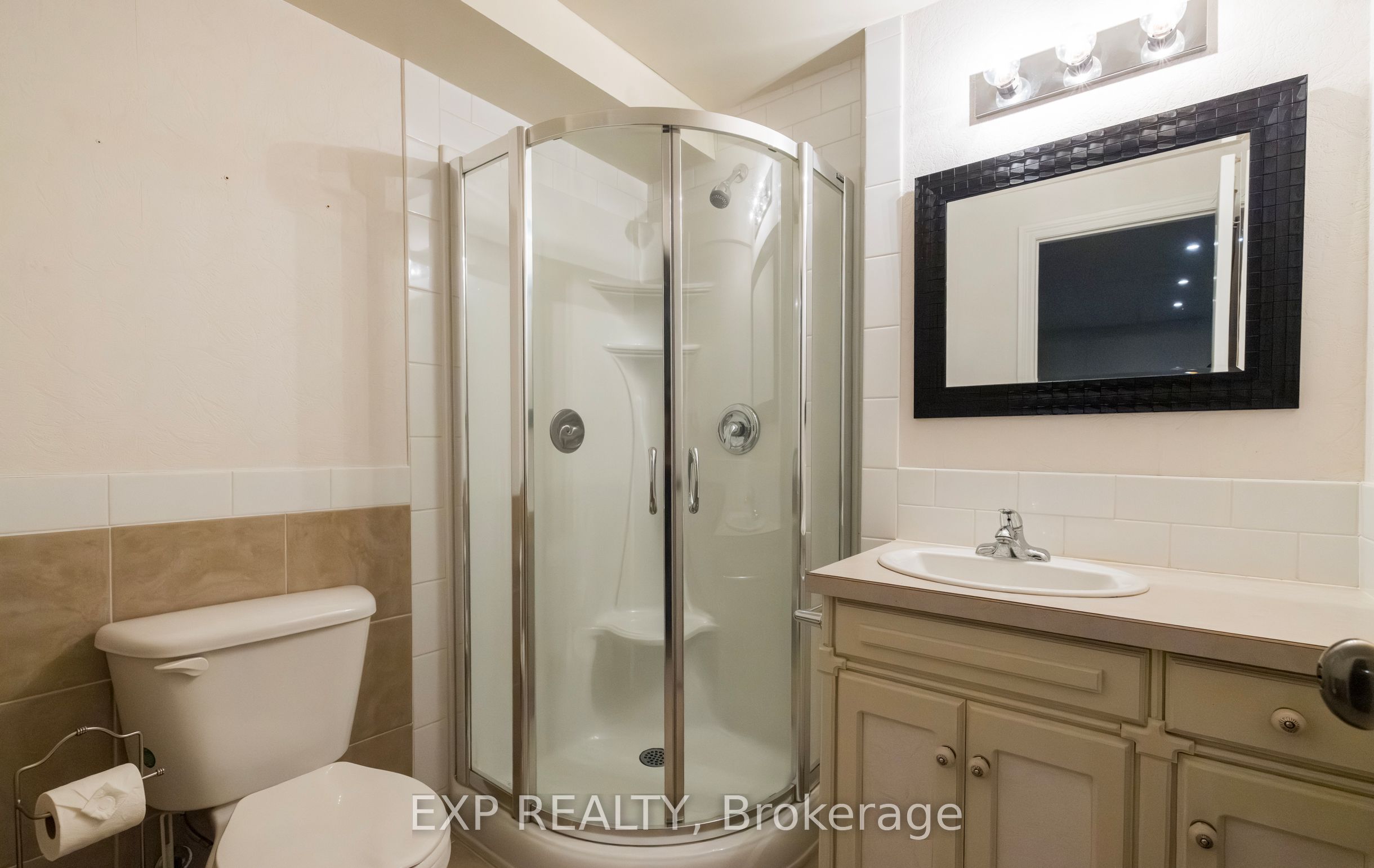 105 Hampson Crescent Property Photo 38
