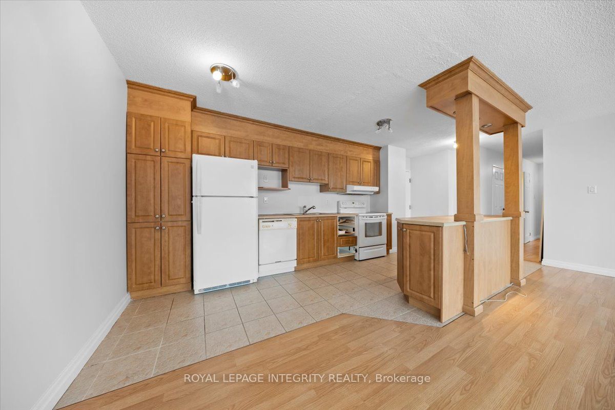 1190 Richmond Road 703 Property Photo 6