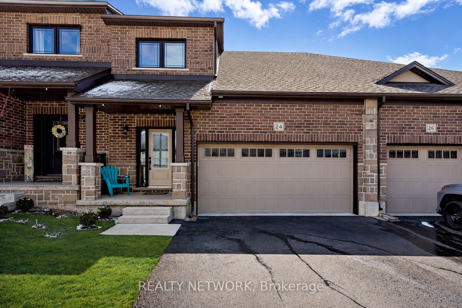 24 Tamarack Way Property Photo 1