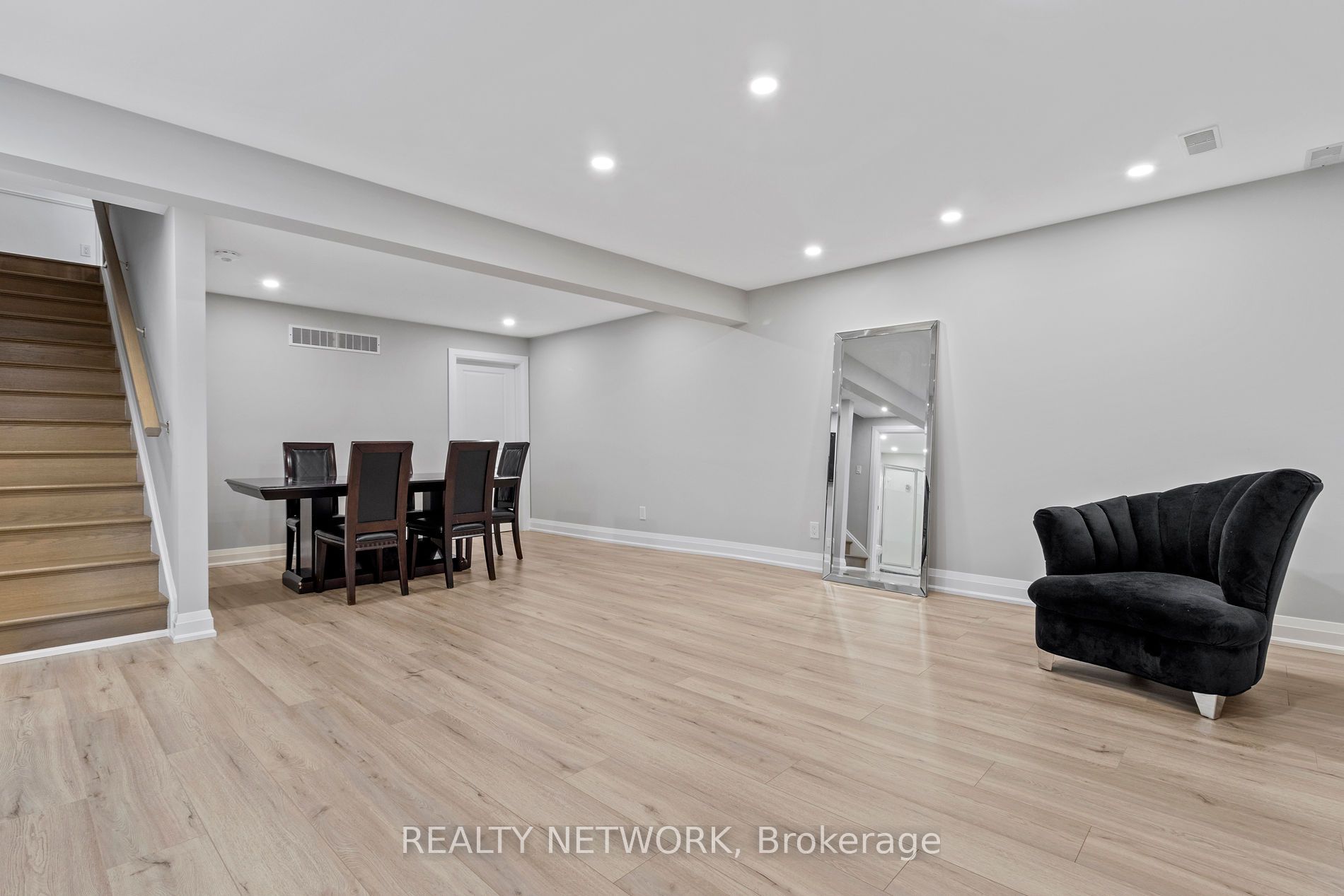 24 Tamarack Way Property Photo 28